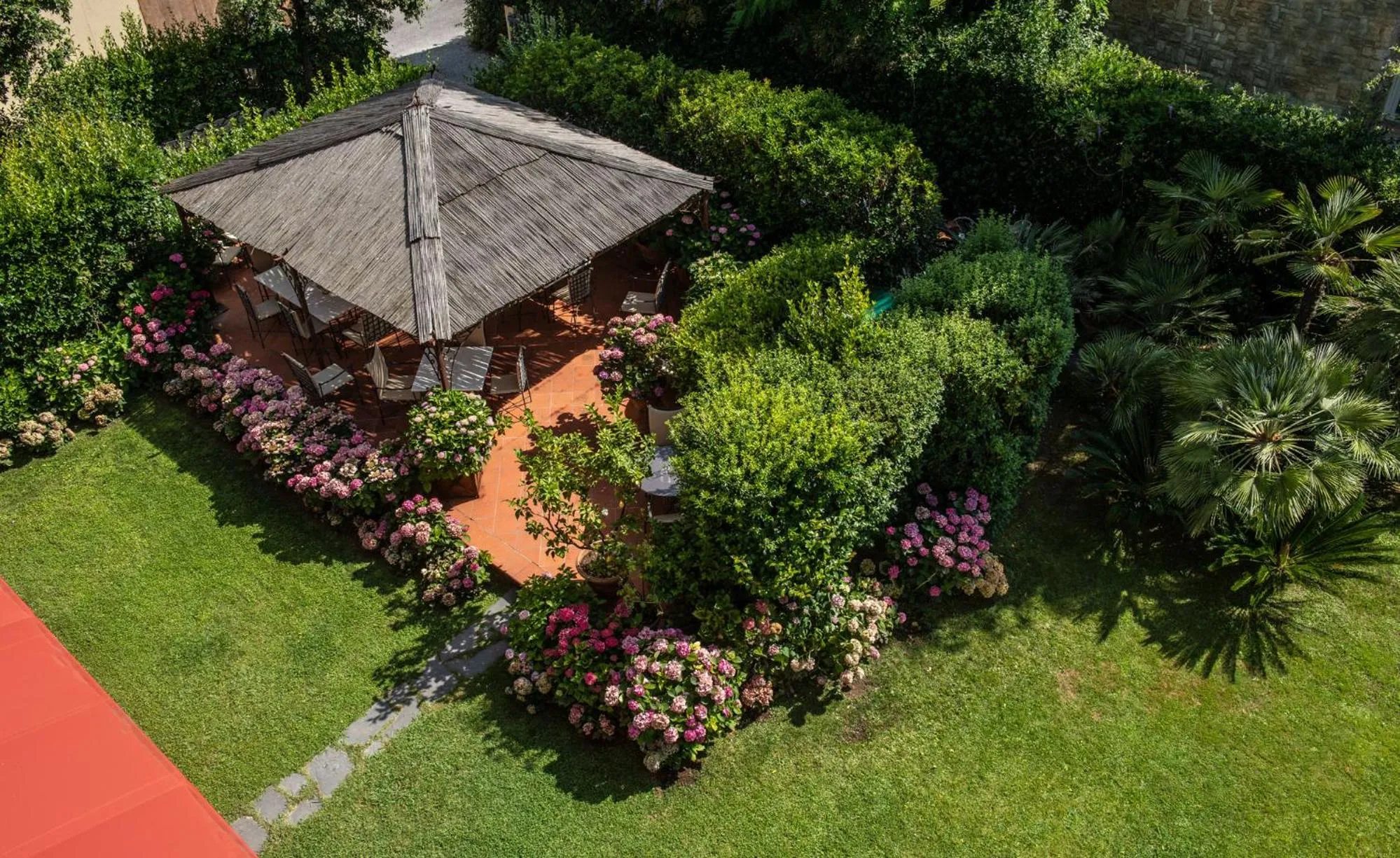 Garden in Hotel Franceschi