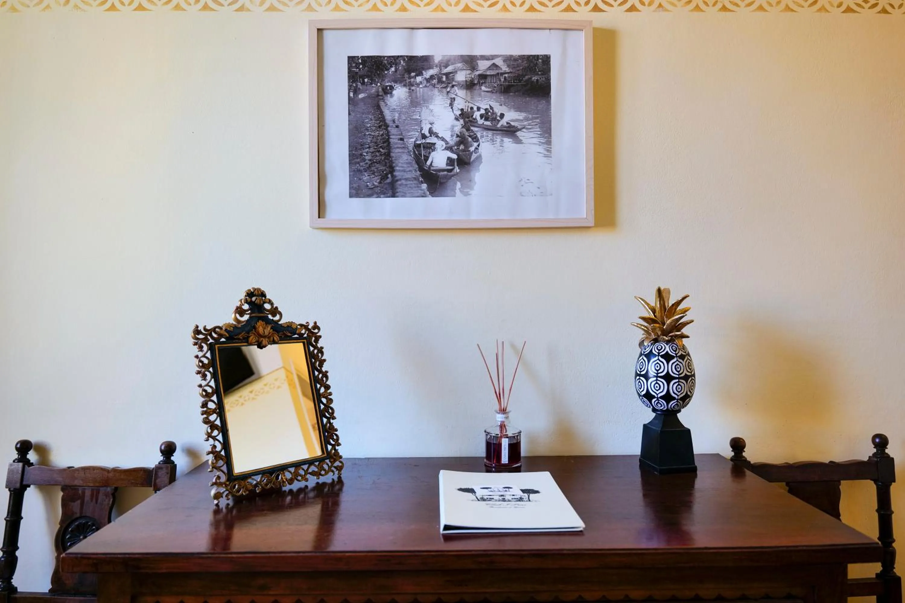 Decorative detail in Hotel Club i Pini - Residenza d'Epoca in Versilia