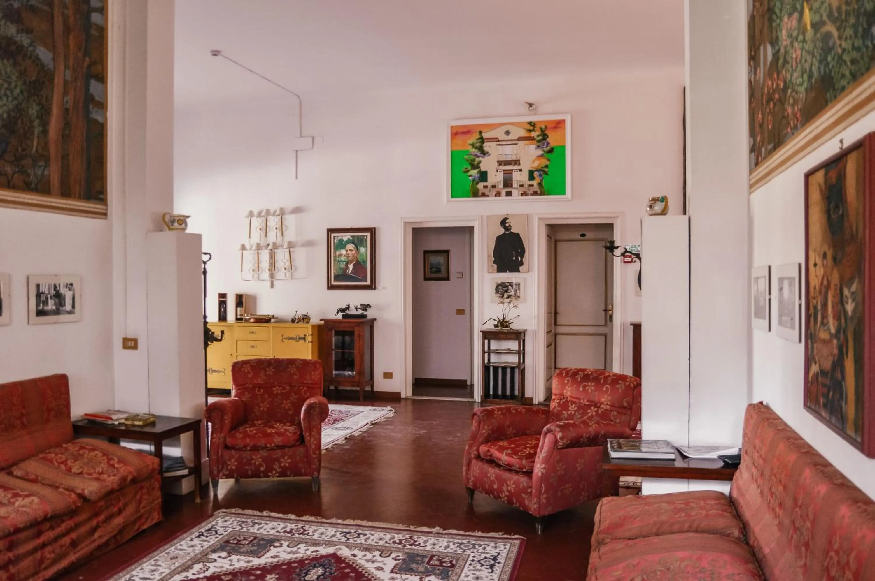 Communal lounge/ TV room in Hotel Club i Pini - Residenza d'Epoca in Versilia