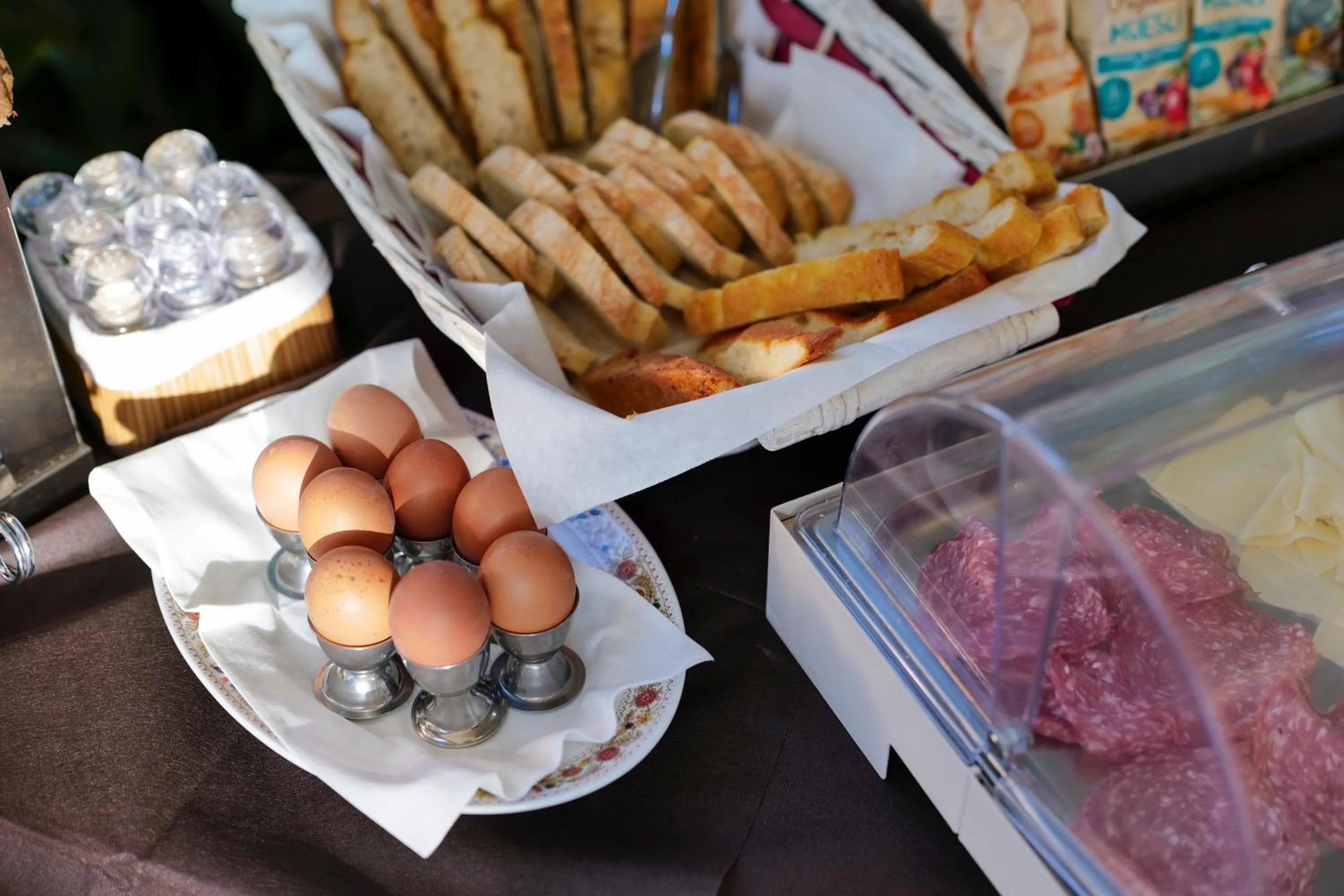 Food and drinks in Hotel Club i Pini - Residenza d'Epoca in Versilia