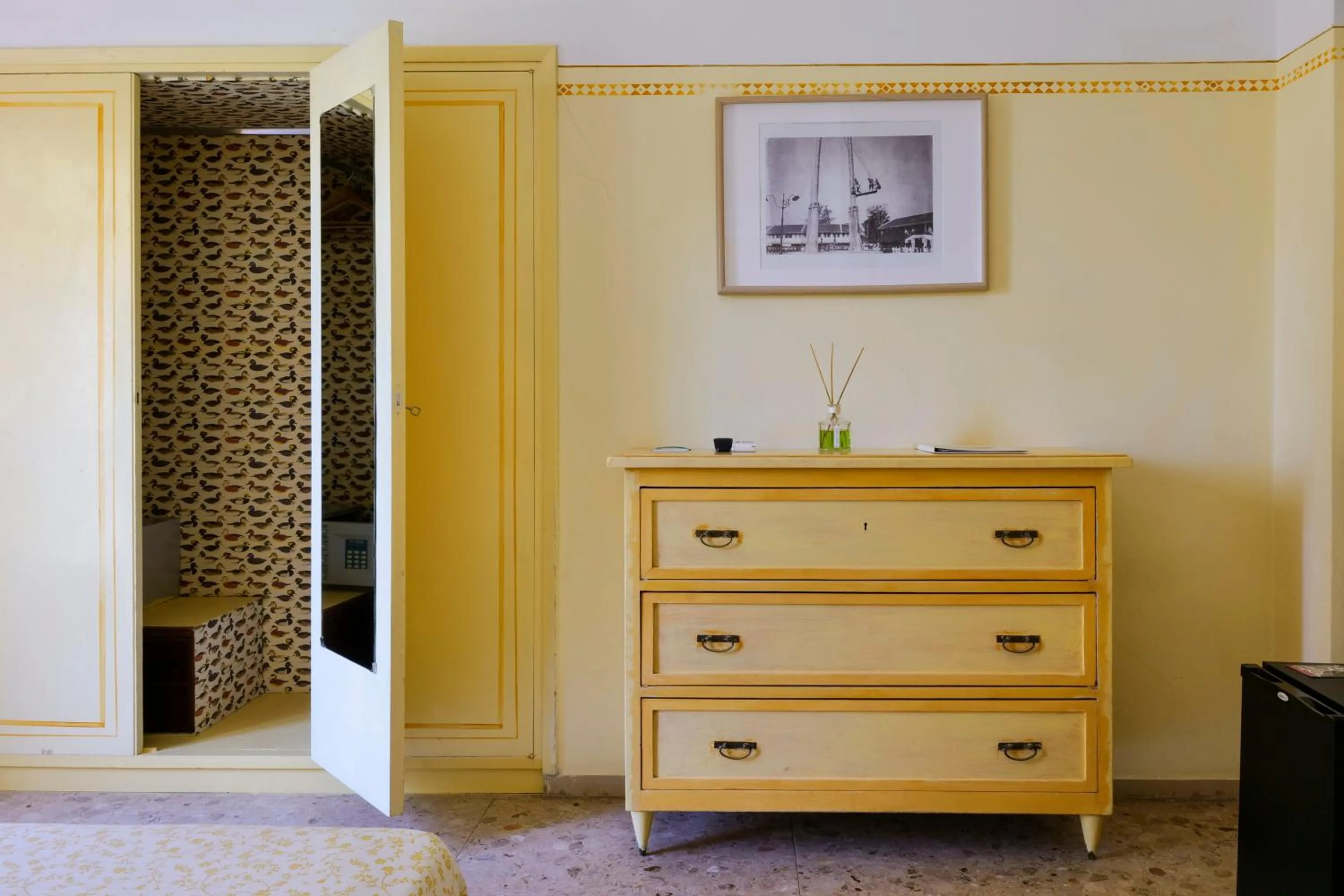 wardrobe in Hotel Club i Pini - Residenza d'Epoca in Versilia