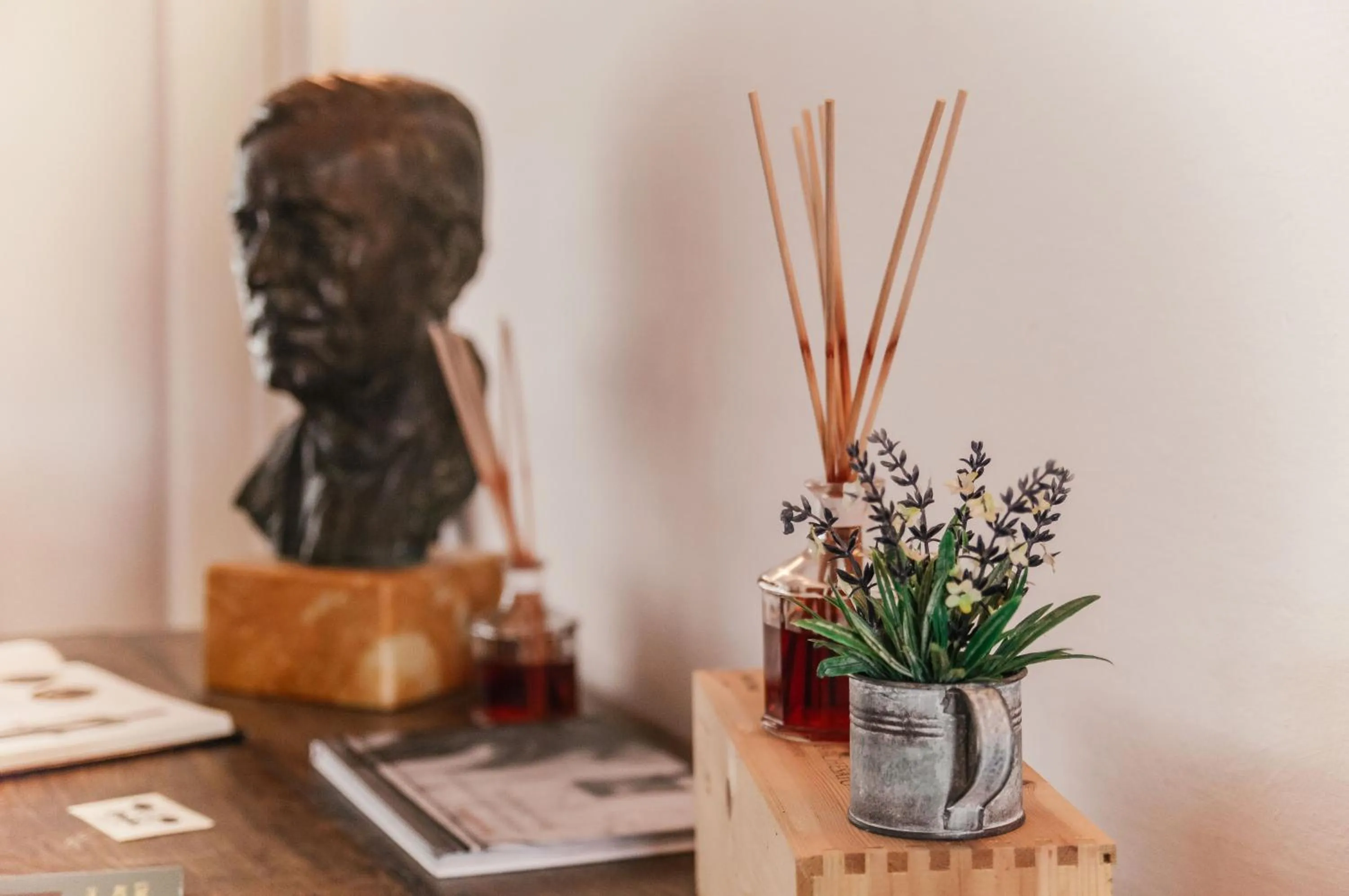 Decorative detail in Hotel Club i Pini - Residenza d'Epoca in Versilia