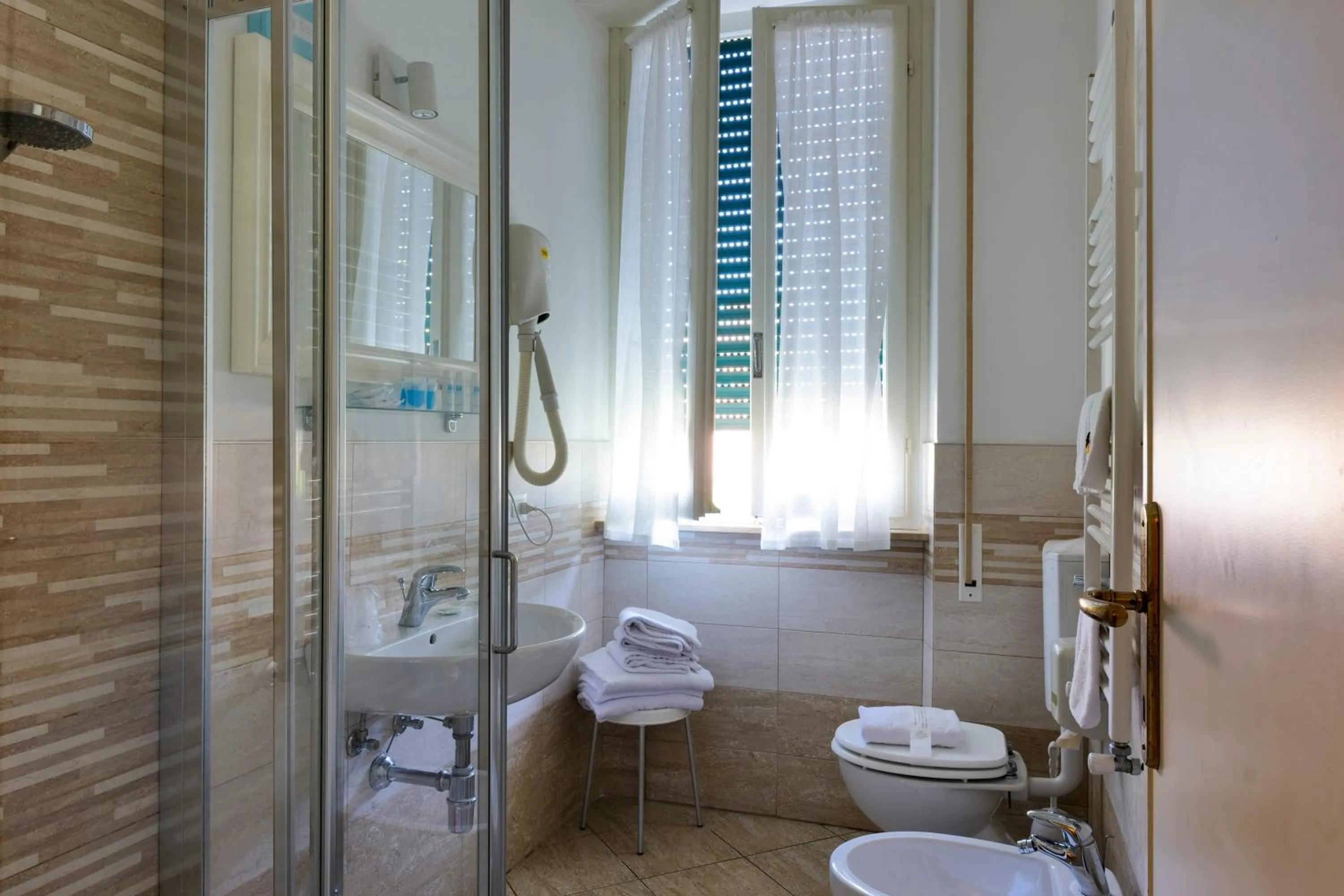 Shower in Hotel Club i Pini - Residenza d'Epoca in Versilia
