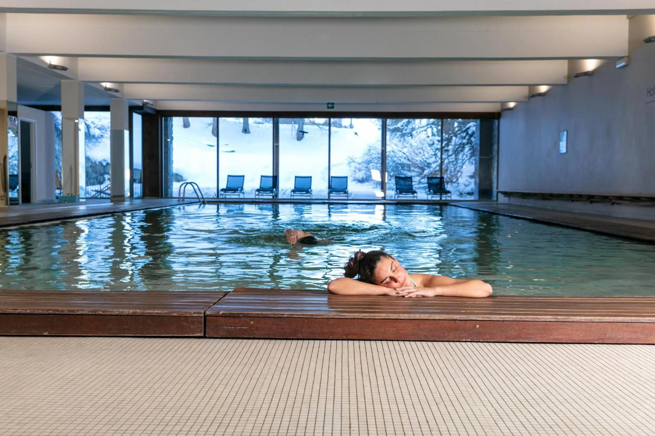 People in Hotel Intermonti