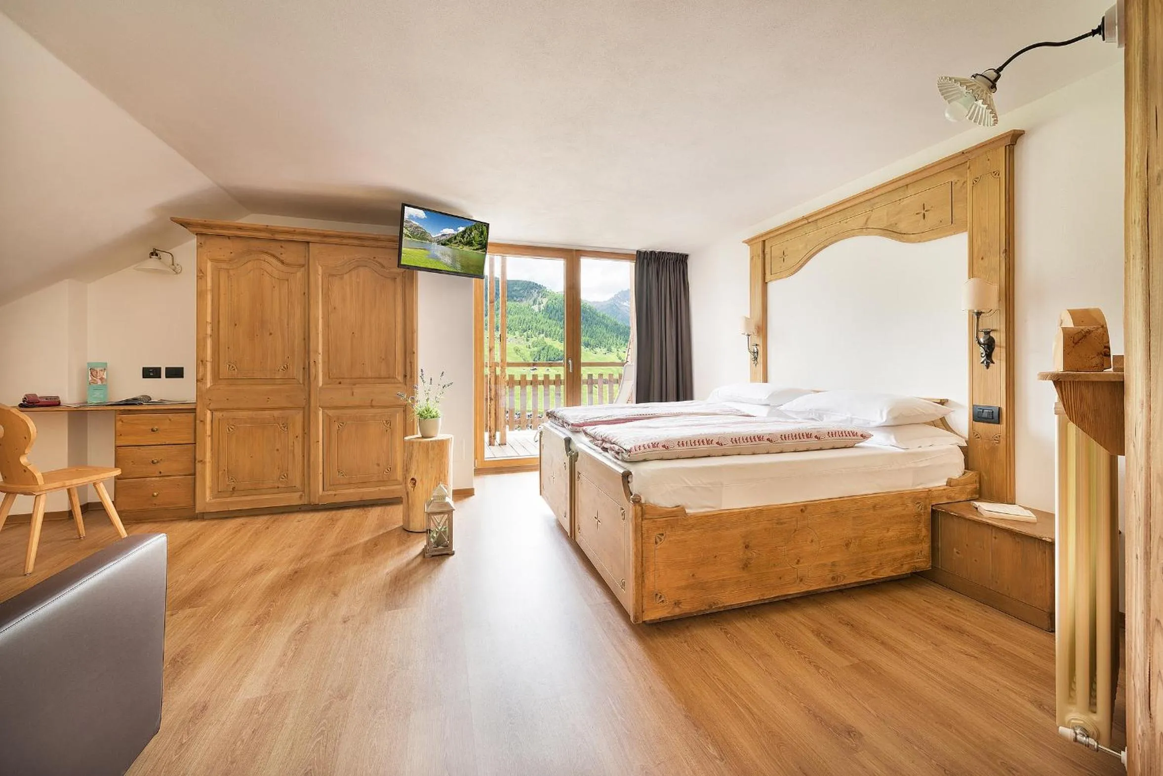 View (from property/room), Bed in Alpen Resort Bivio
