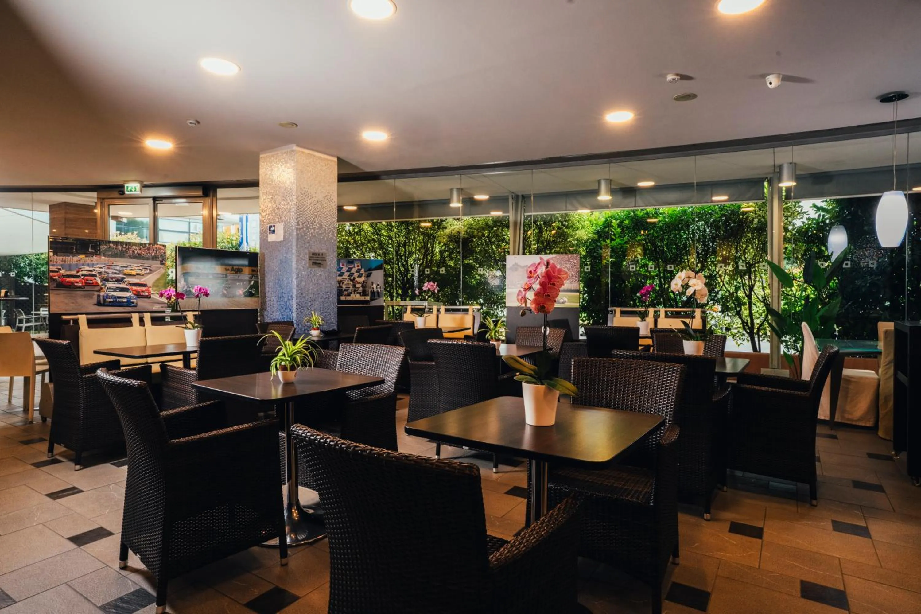 Lobby or reception in Euro Hotel