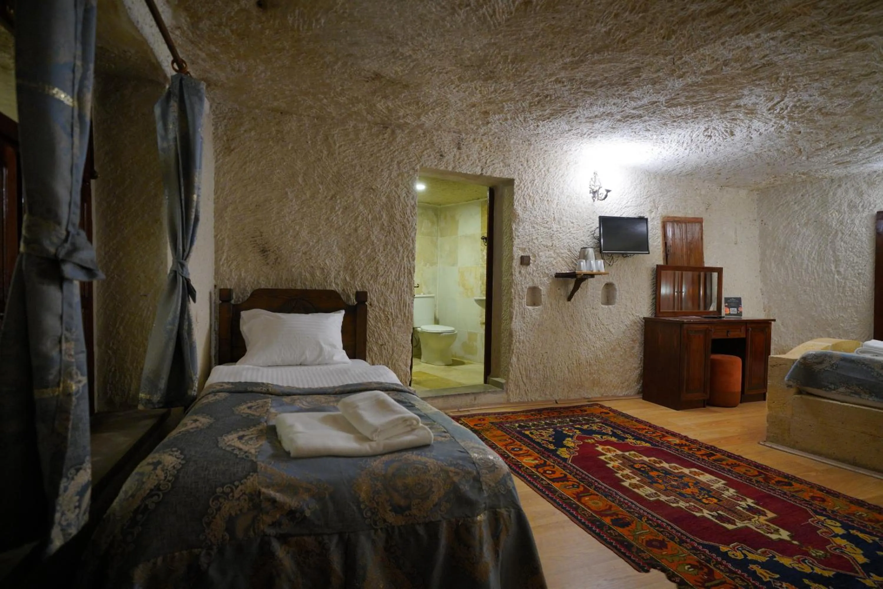 Photo of the whole room in Asteria Cave Hotel