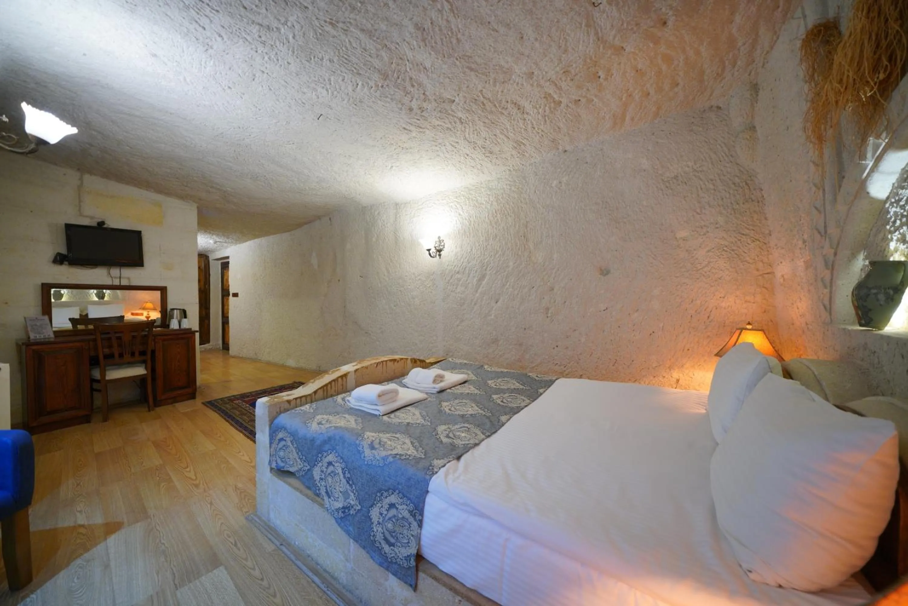 Photo of the whole room in Asteria Cave Hotel