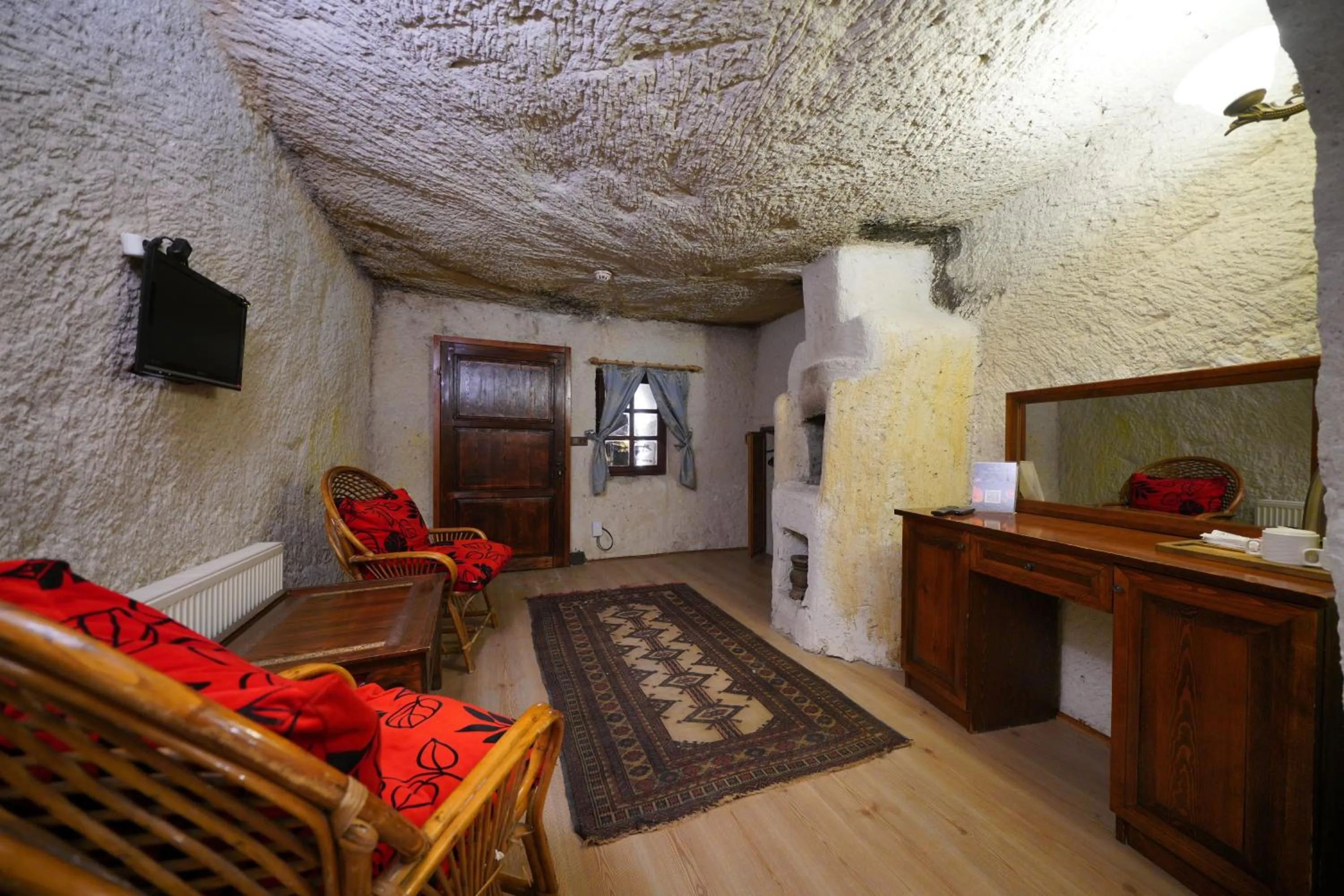 Living room in Asteria Cave Hotel