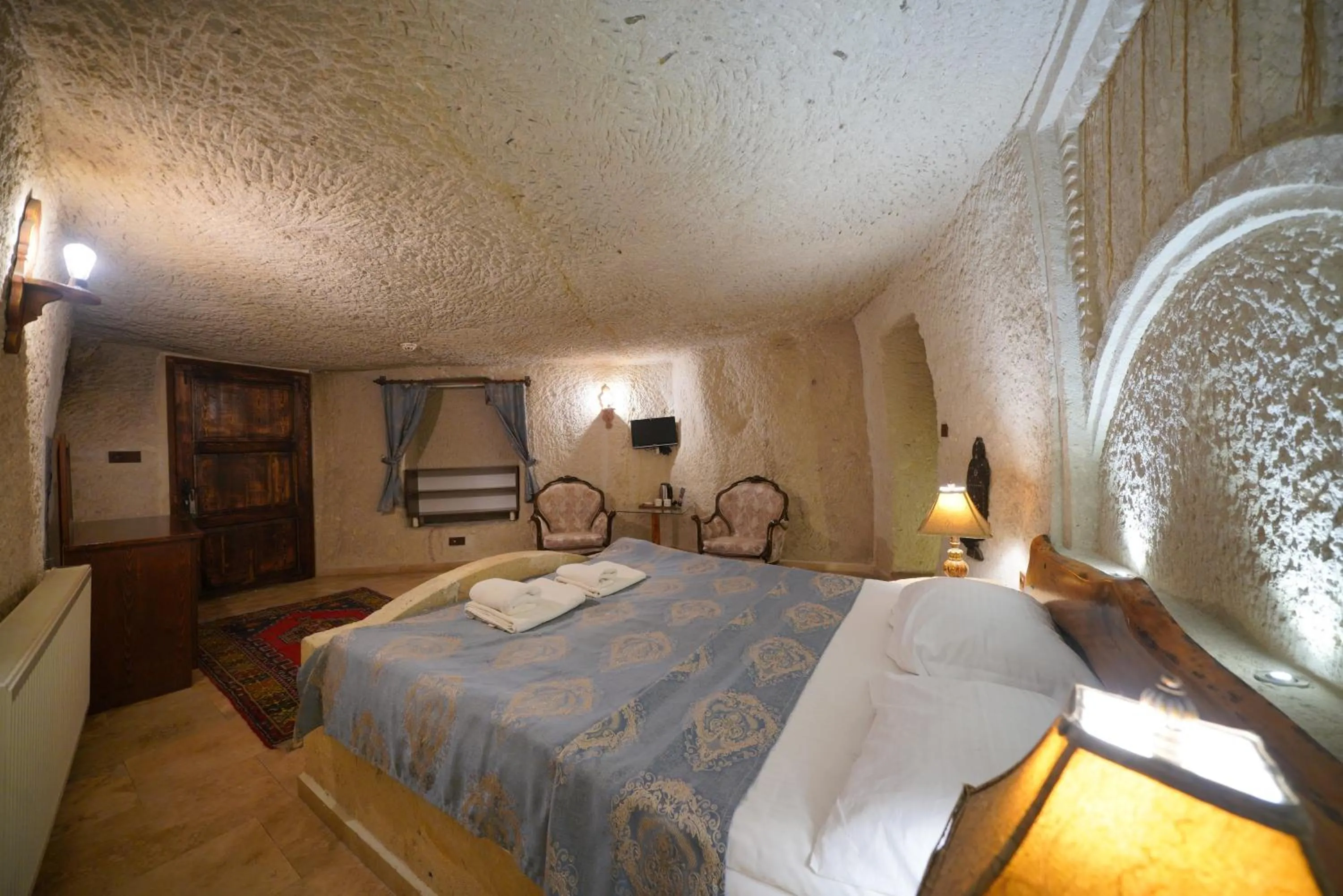 Photo of the whole room in Asteria Cave Hotel