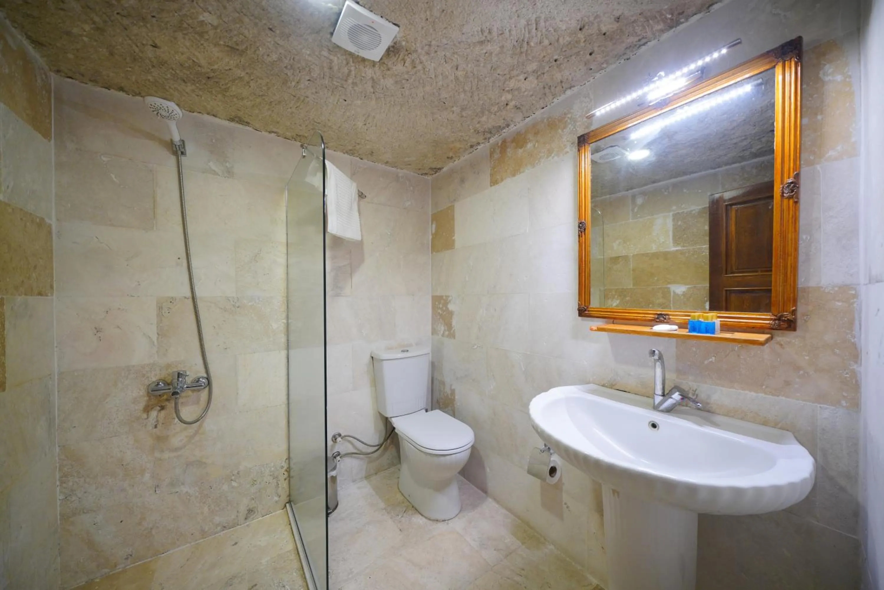 Bathroom in Asteria Cave Hotel