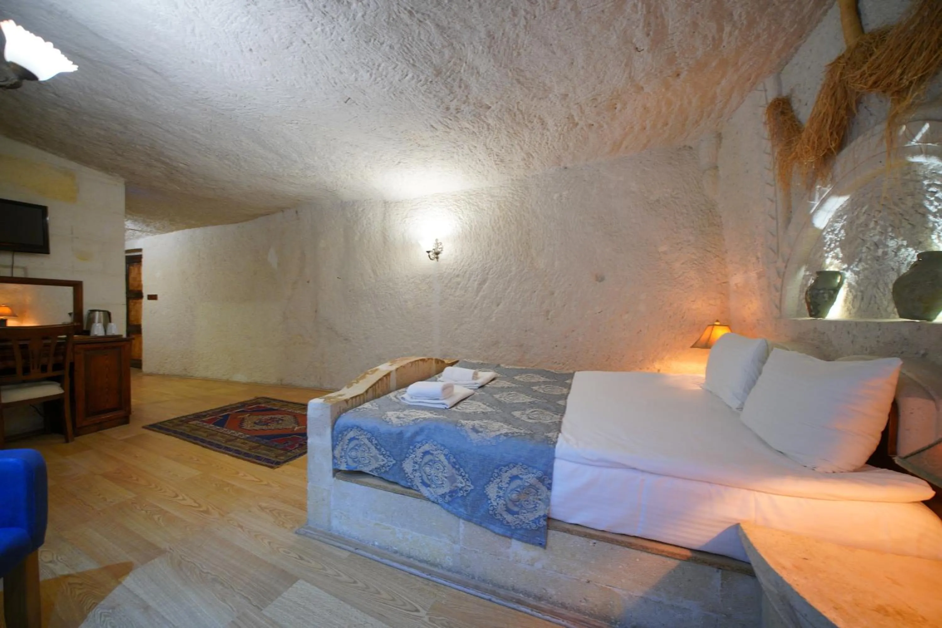 Photo of the whole room in Asteria Cave Hotel
