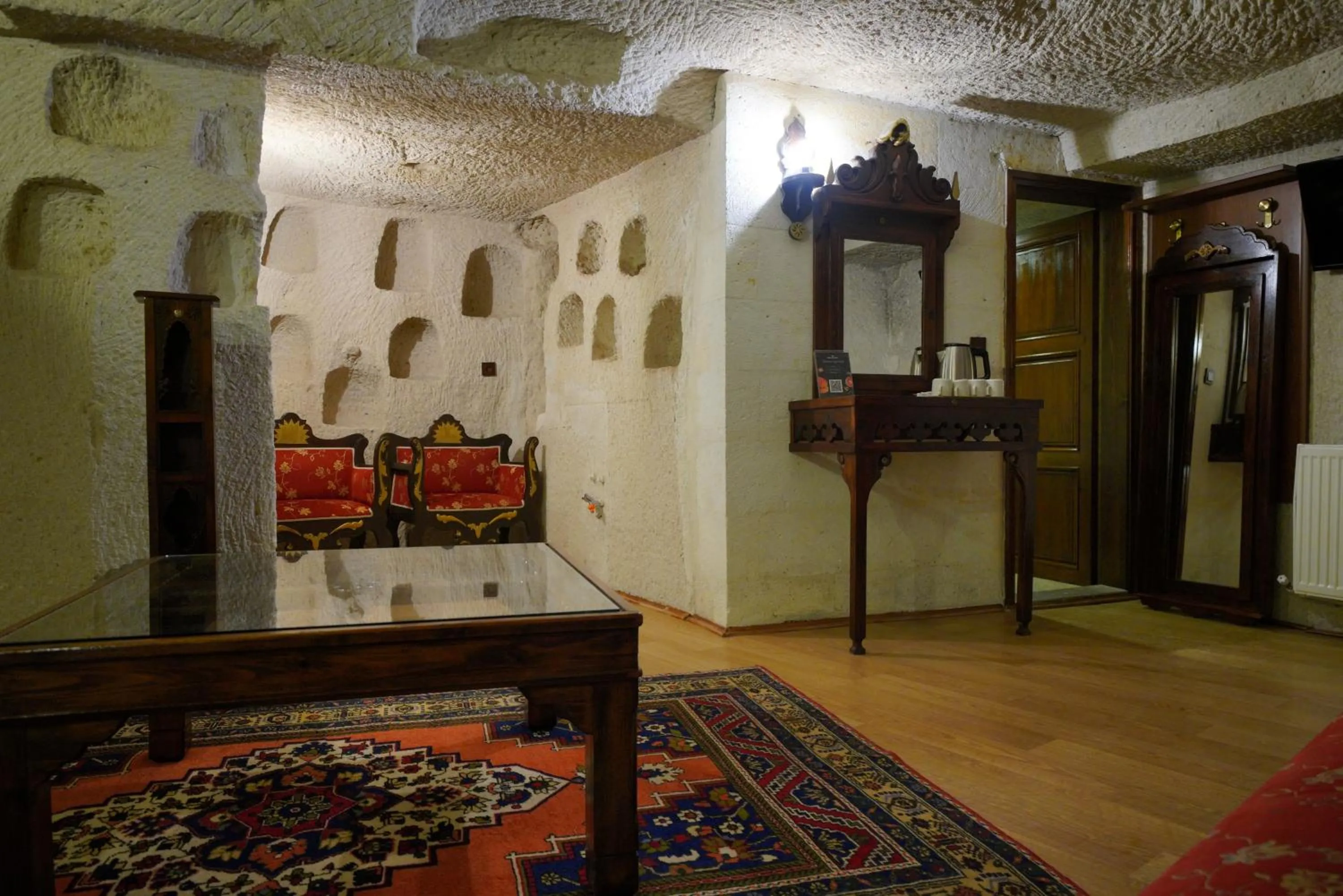 Photo of the whole room in Asteria Cave Hotel