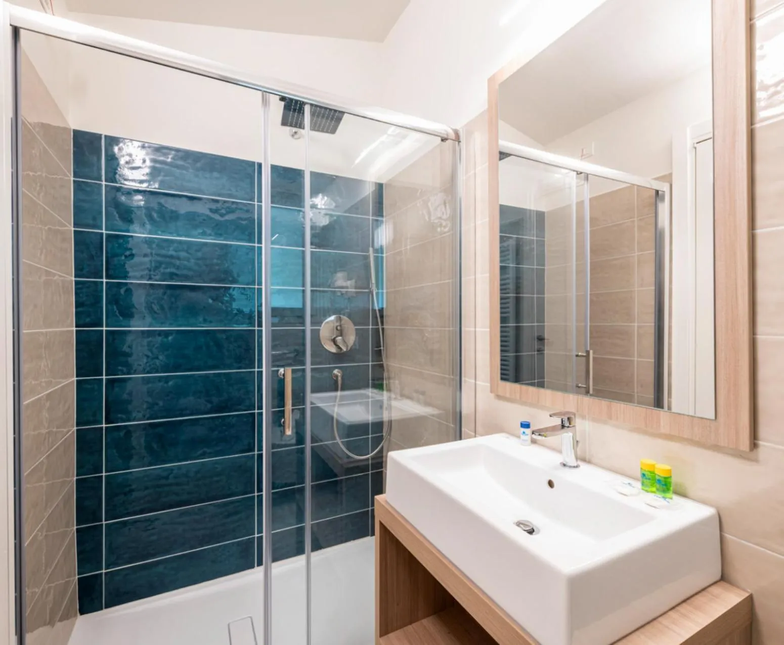 Bathroom in Club del Sole Desenzano Boutique Resort