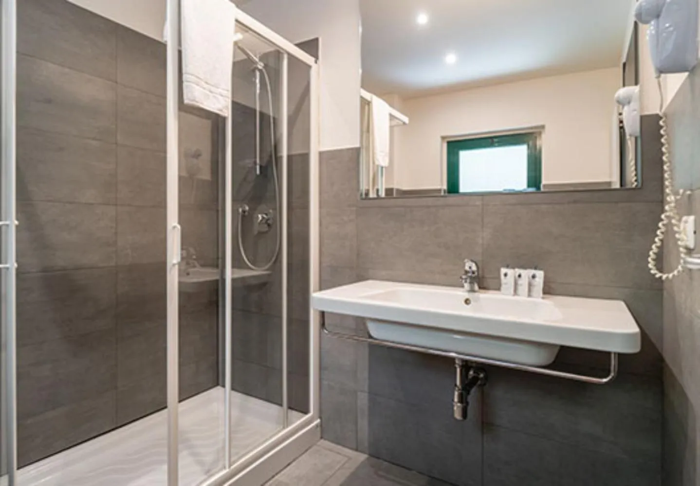 Bathroom in Club del Sole Desenzano Boutique Resort