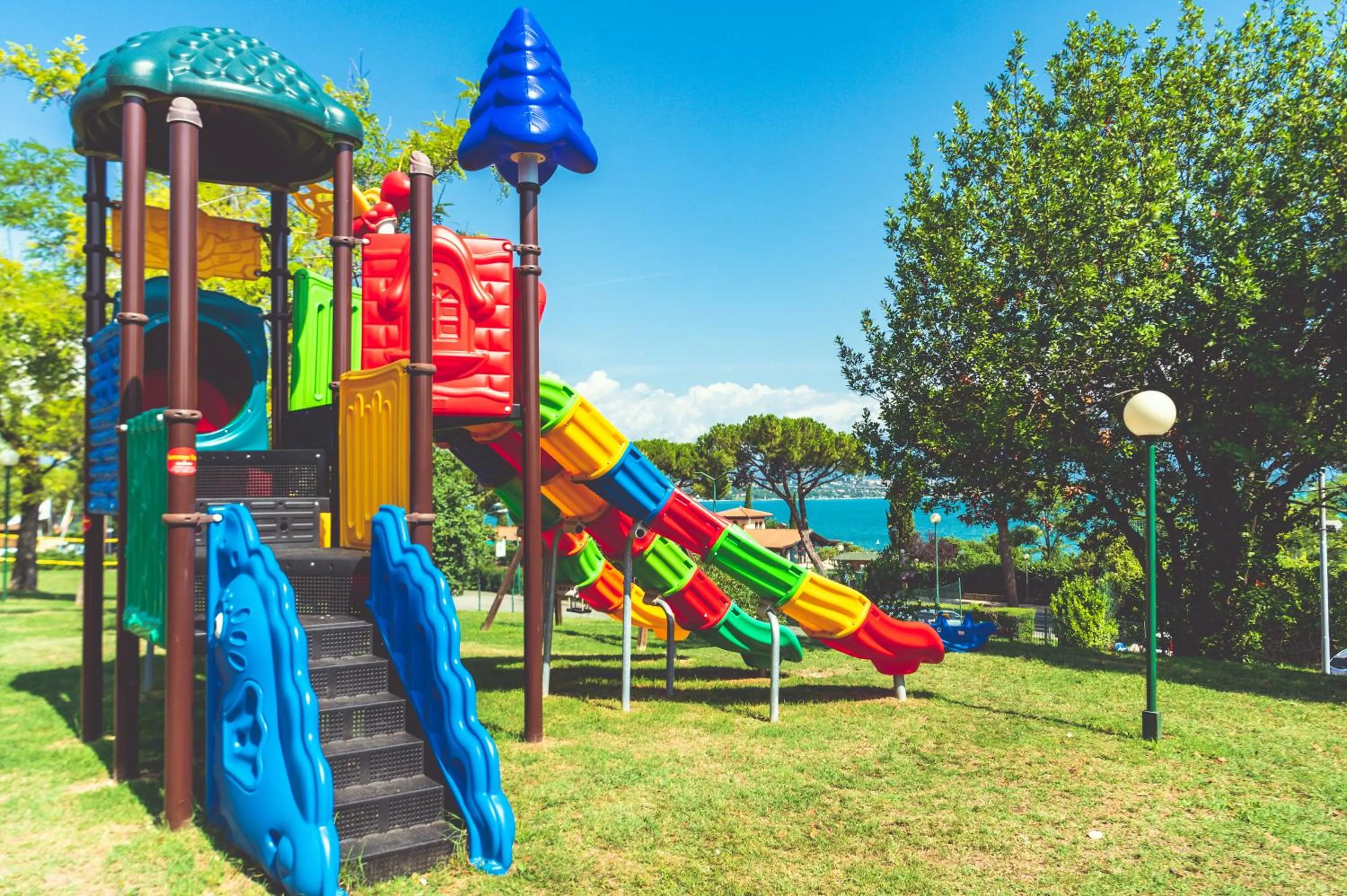 Children play ground in Club del Sole Desenzano Boutique Resort
