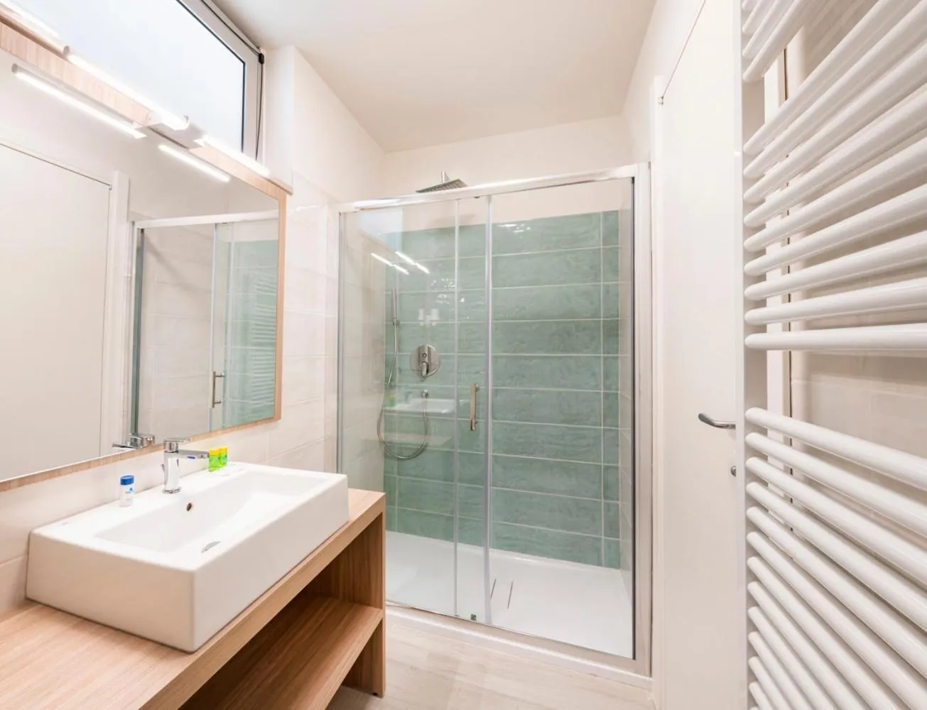 Bathroom in Club del Sole Desenzano Boutique Resort