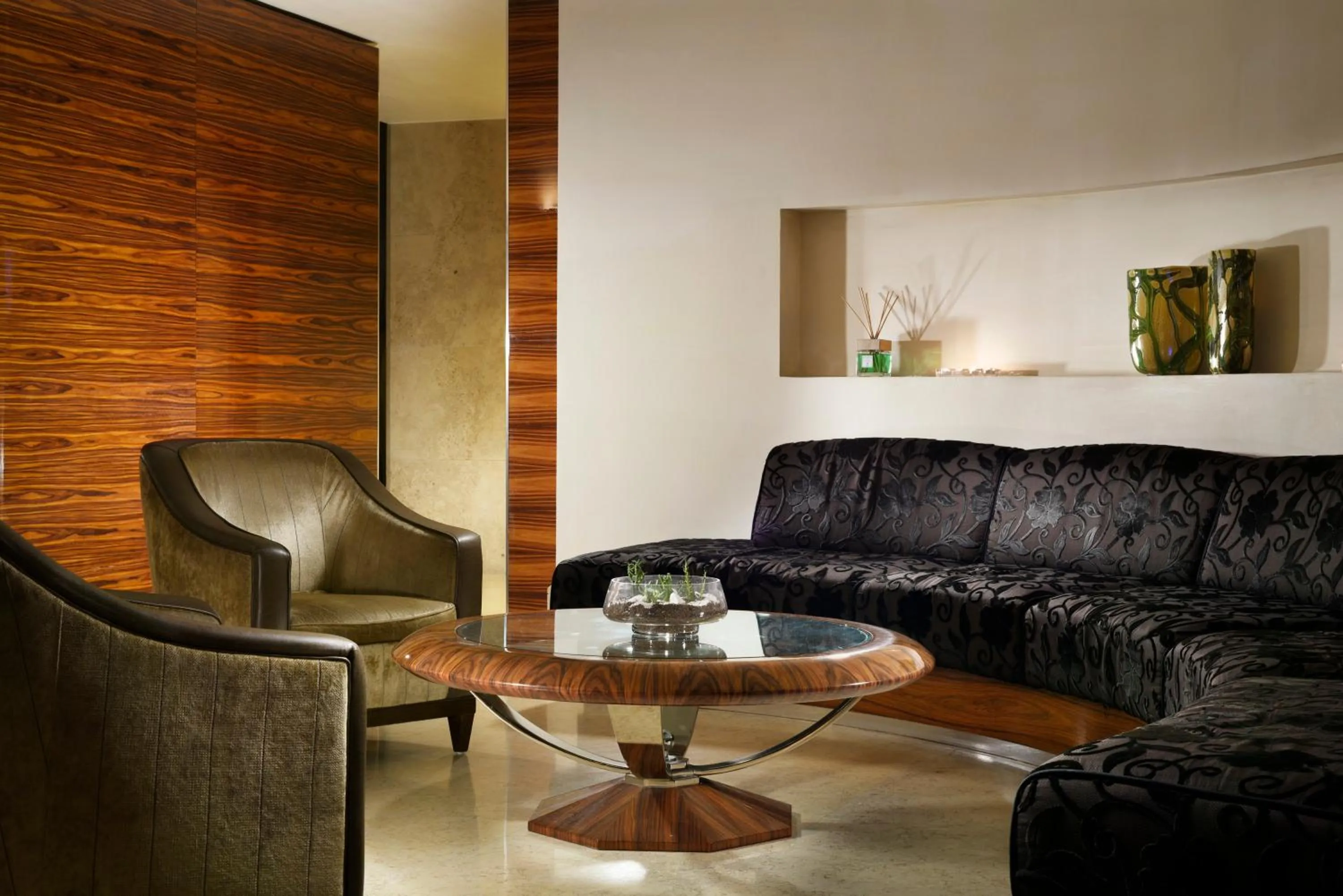 Lobby or reception in UNA Hotels Decò Roma