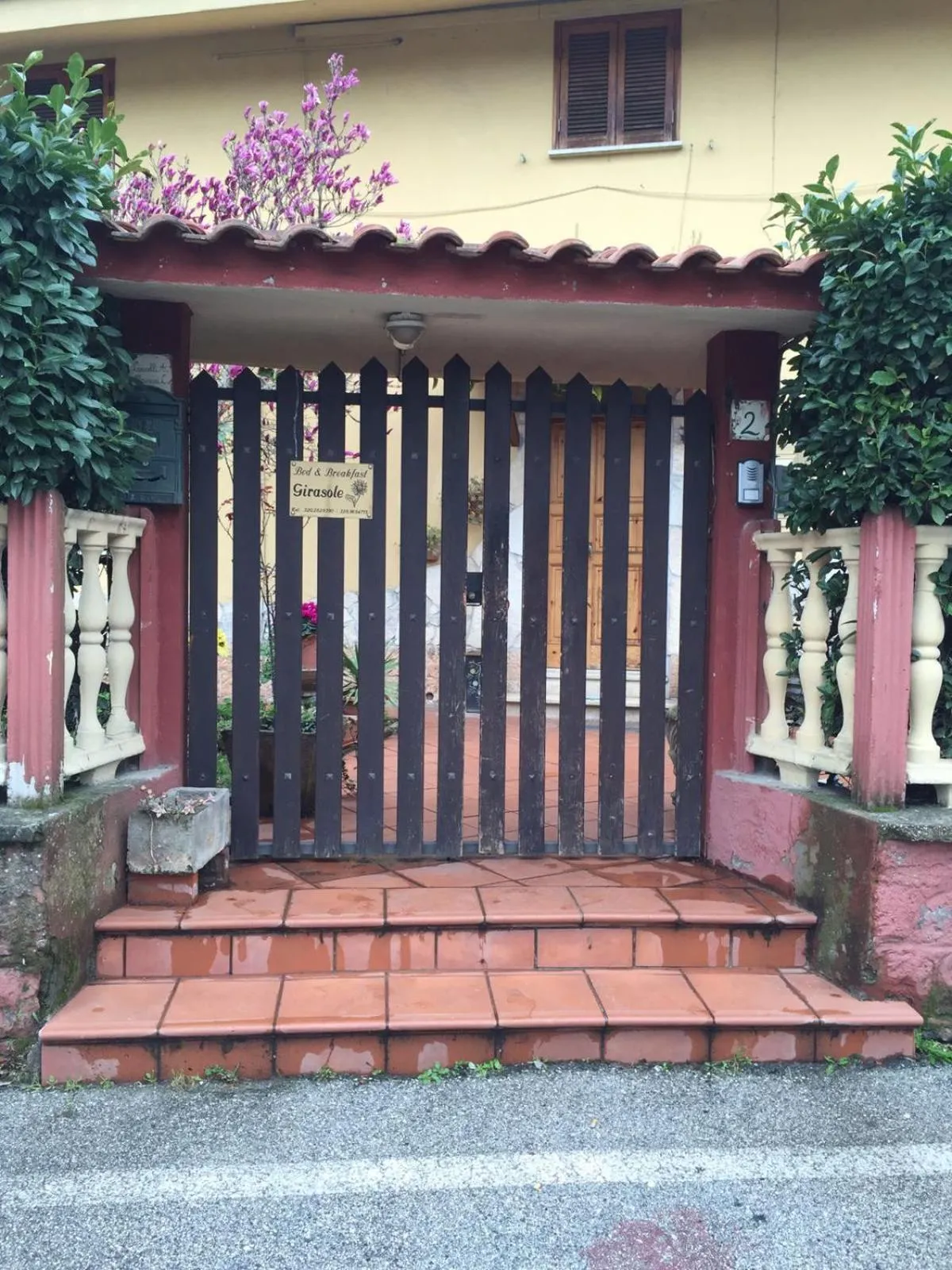 Facade/entrance in B&B Girasole