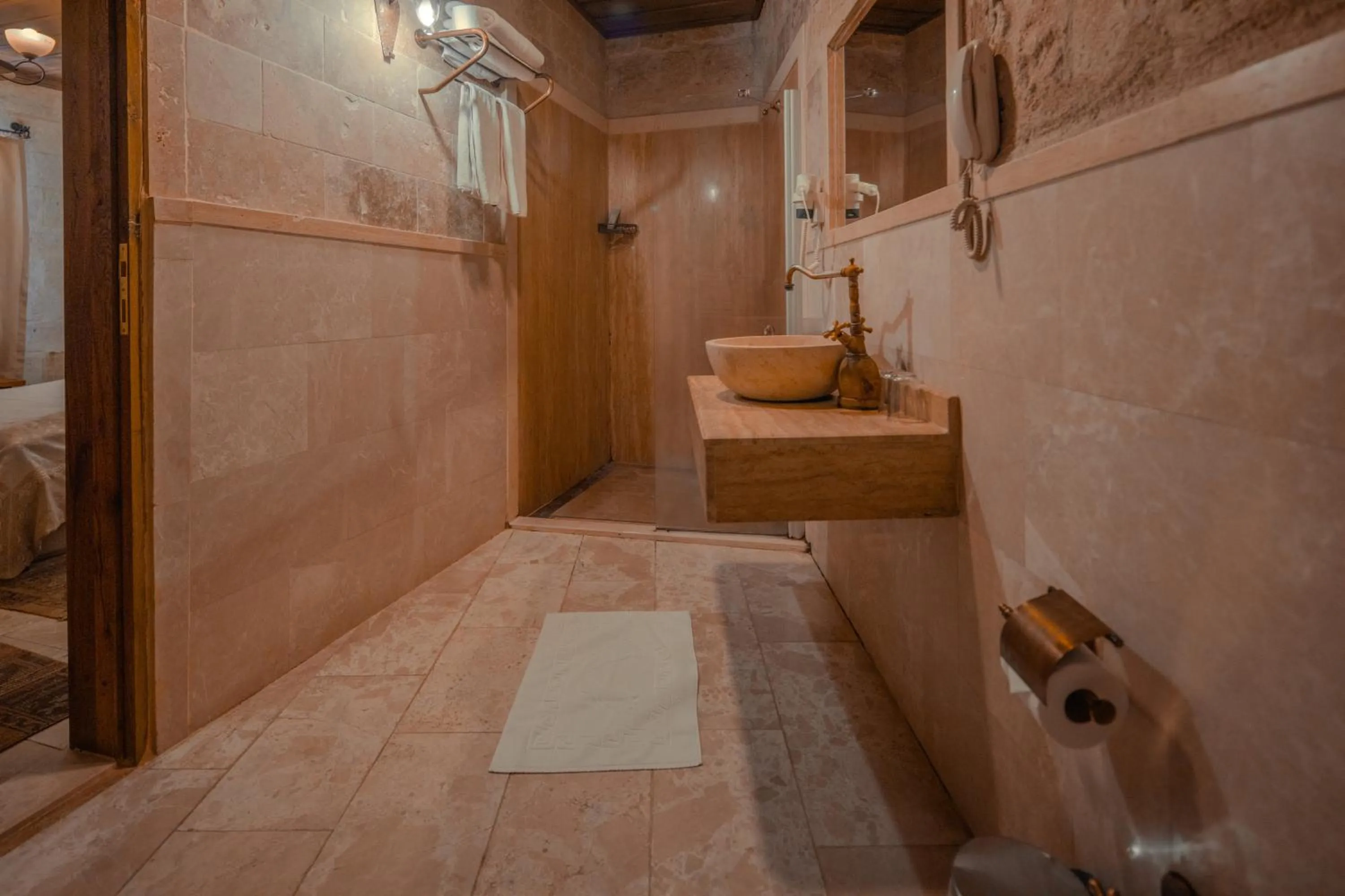 Bathroom in Aydinli Cave Hotel