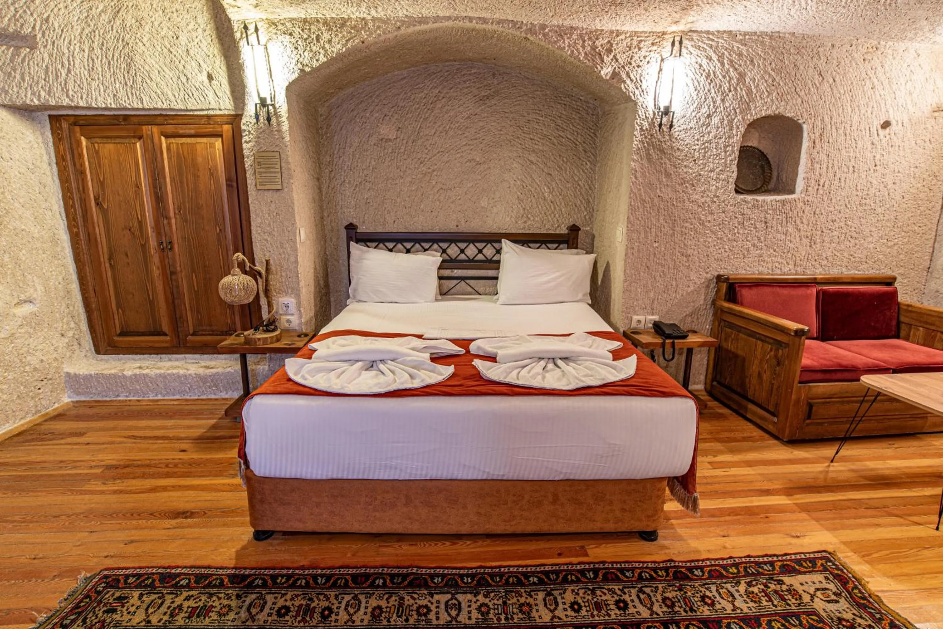 Bed in Dervish Cave House & Restaurant