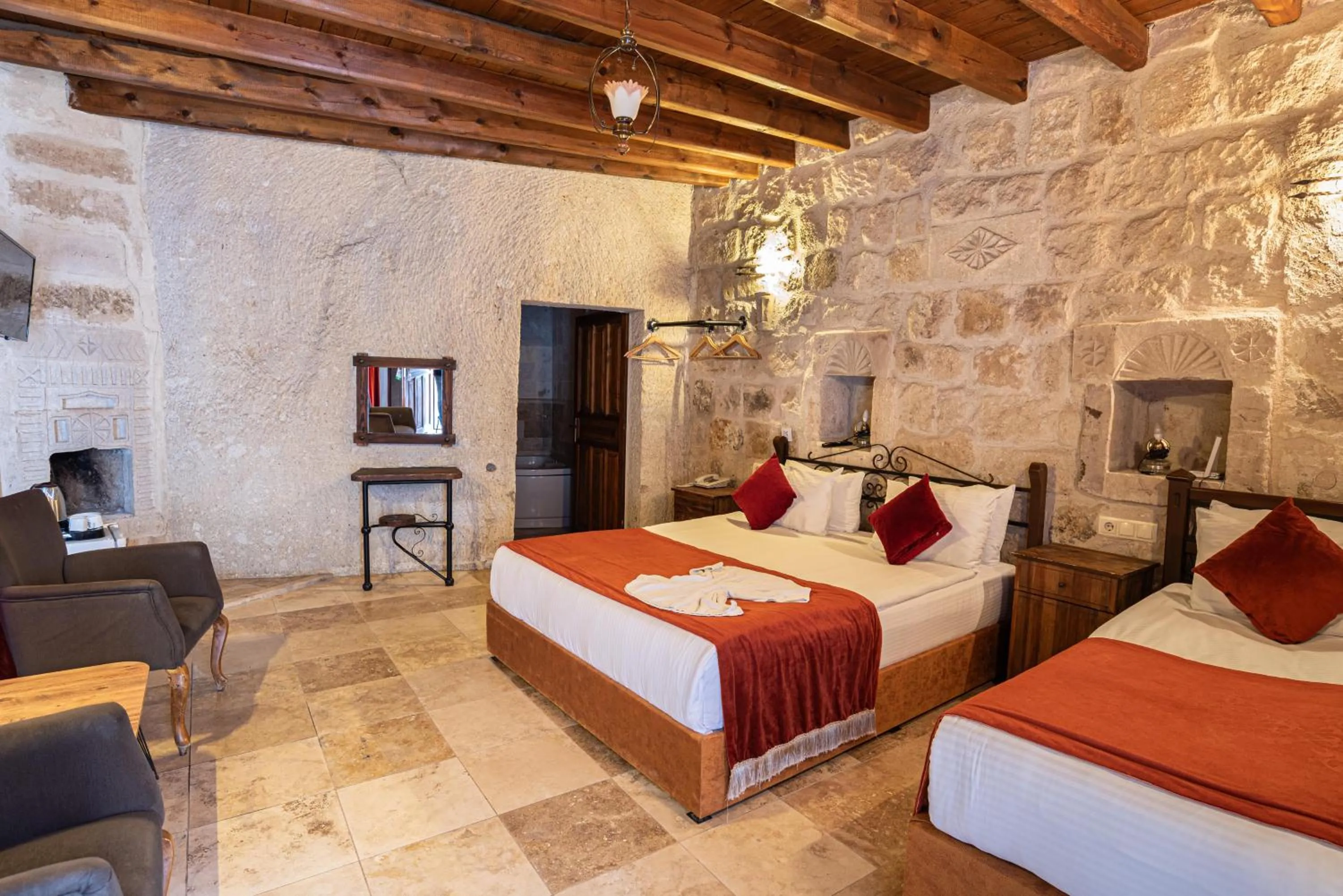 Photo of the whole room, Bed in Dervish Cave House & Restaurant