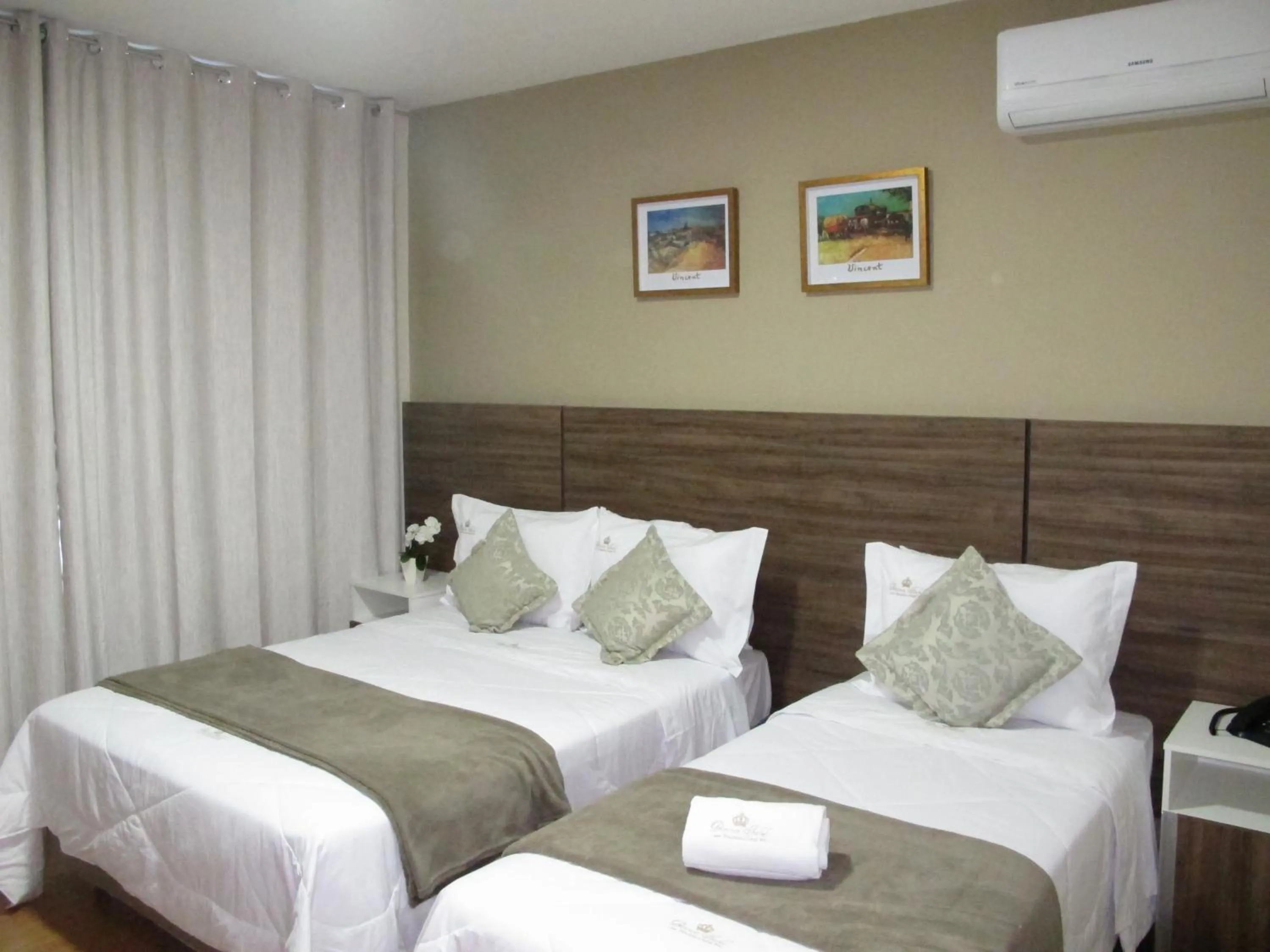 Bedroom, Bed in Hotel & Pousada Princesa Isabel Rua Teresa