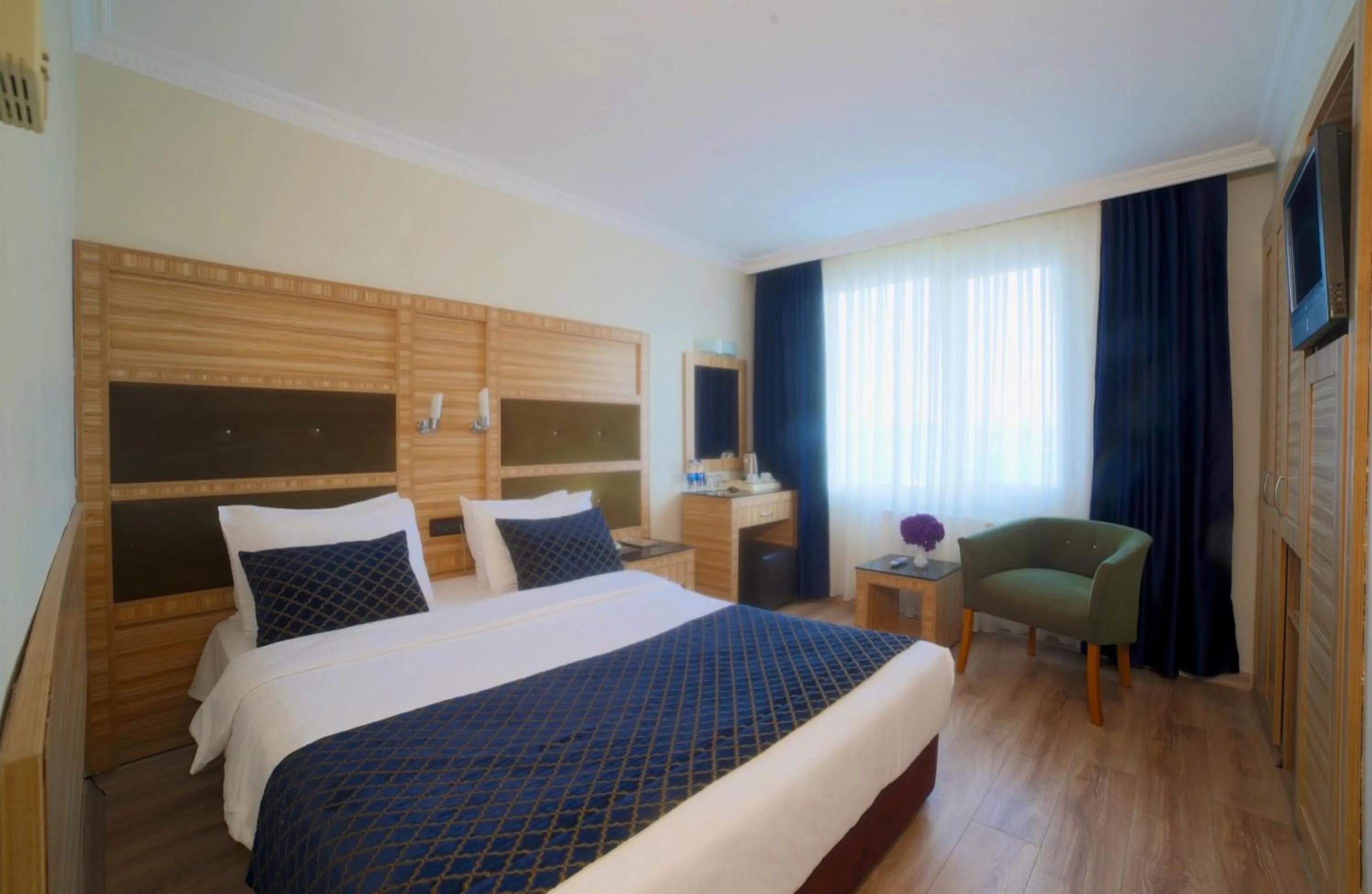 Bed in Sed Bosphorus Hotel