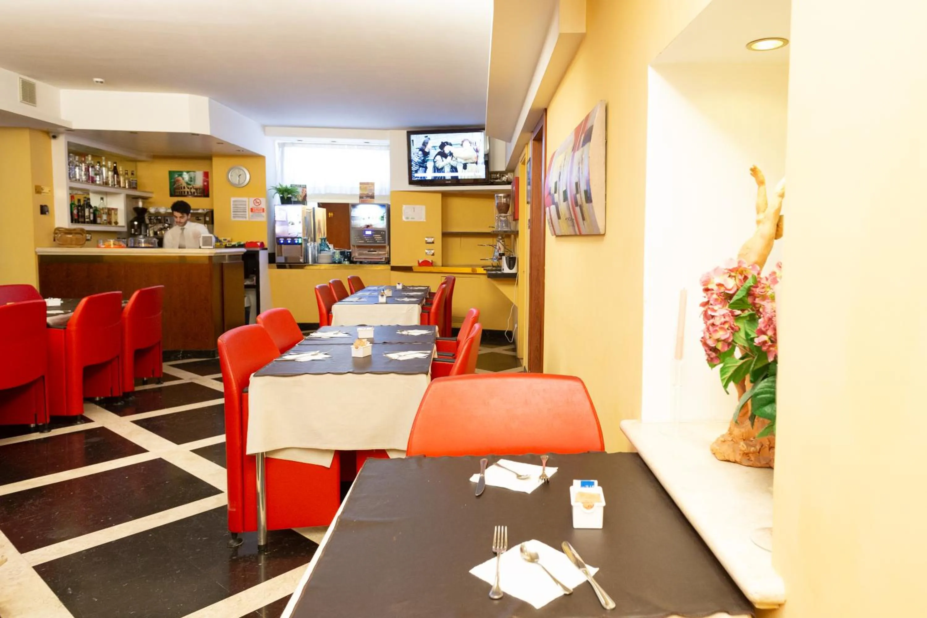 Lounge or bar in Cervara Park Hotel