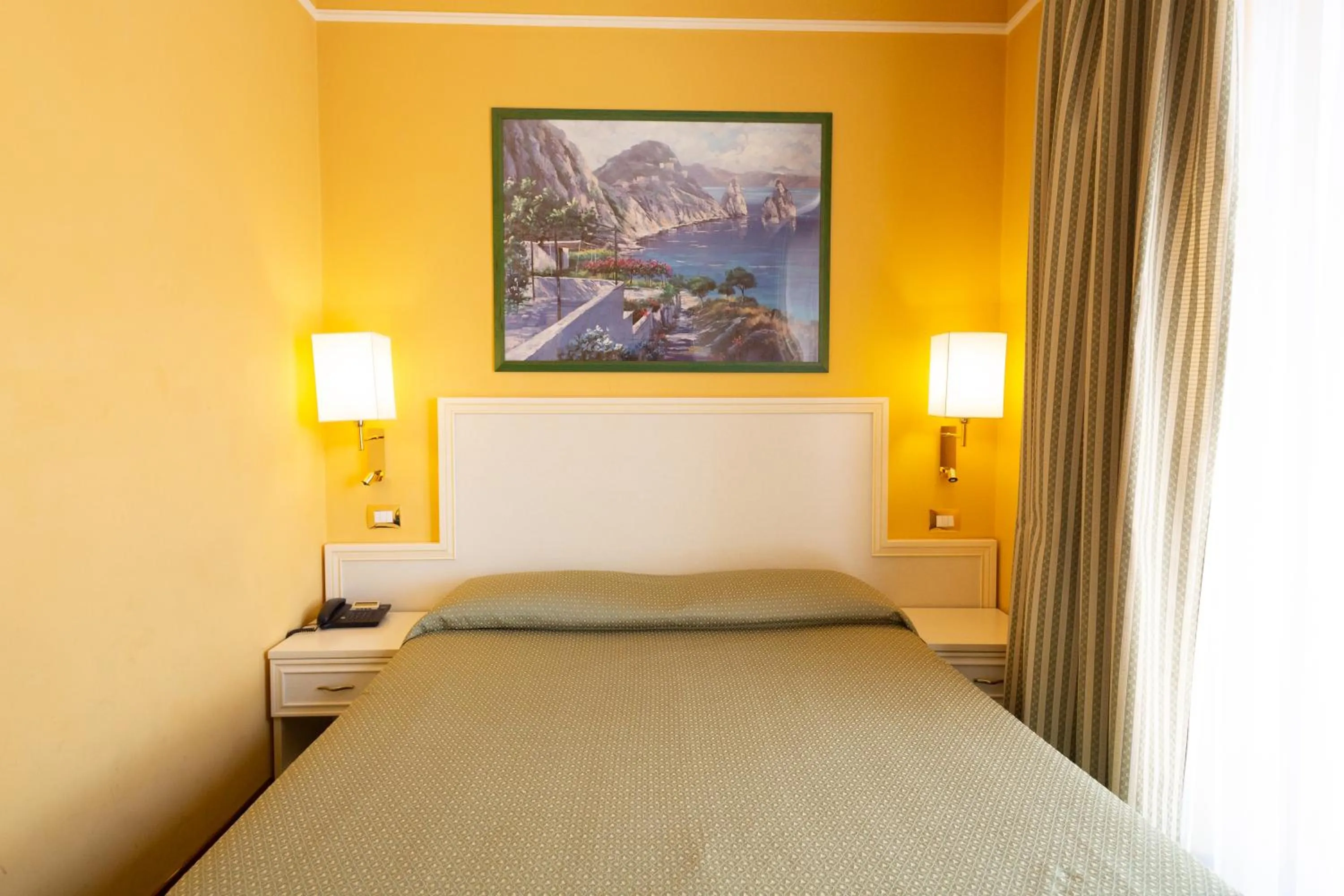 Photo of the whole room, Bed in Cervara Park Hotel