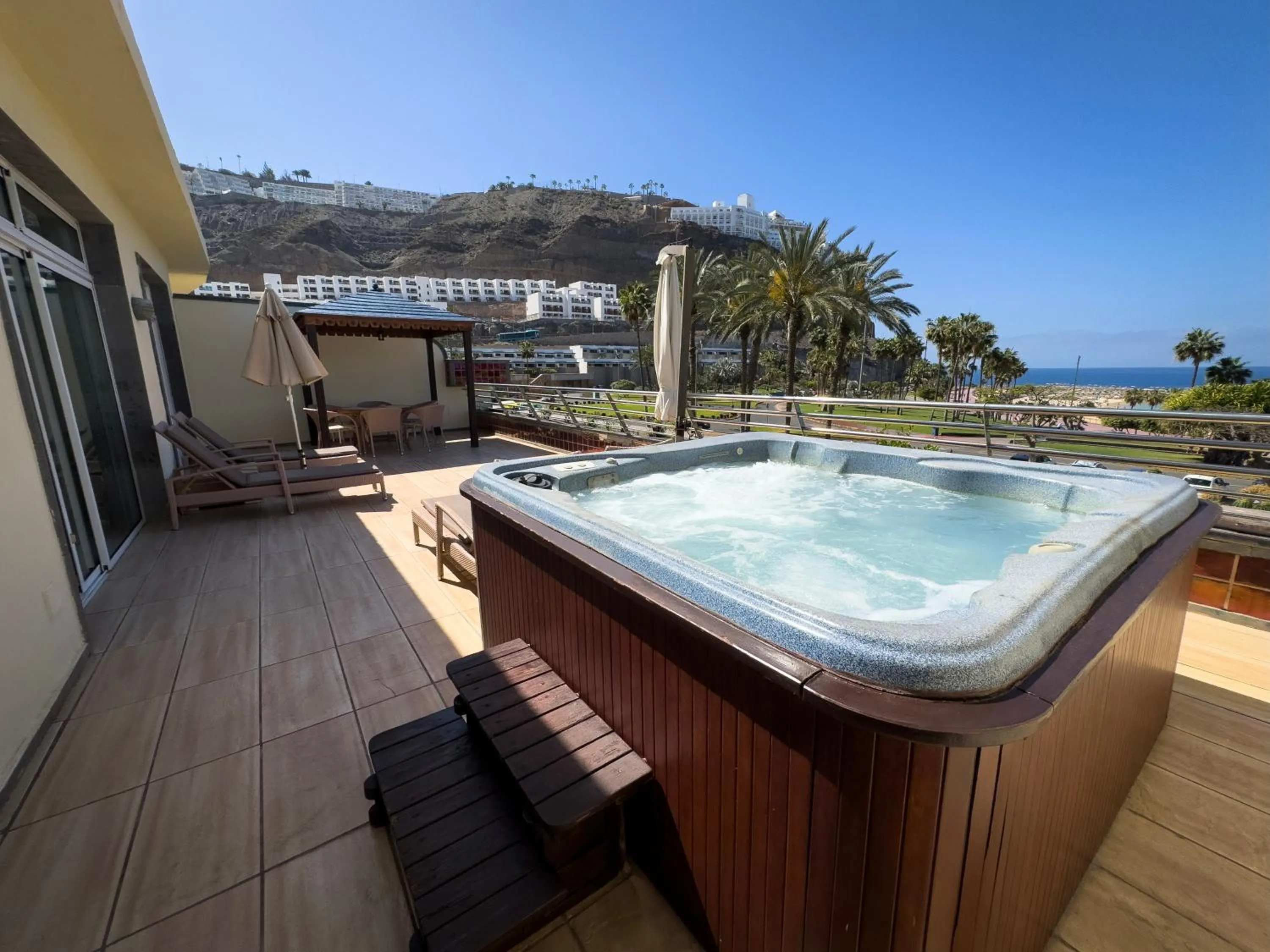 Hot Tub in Holiday Club Playa Amadores