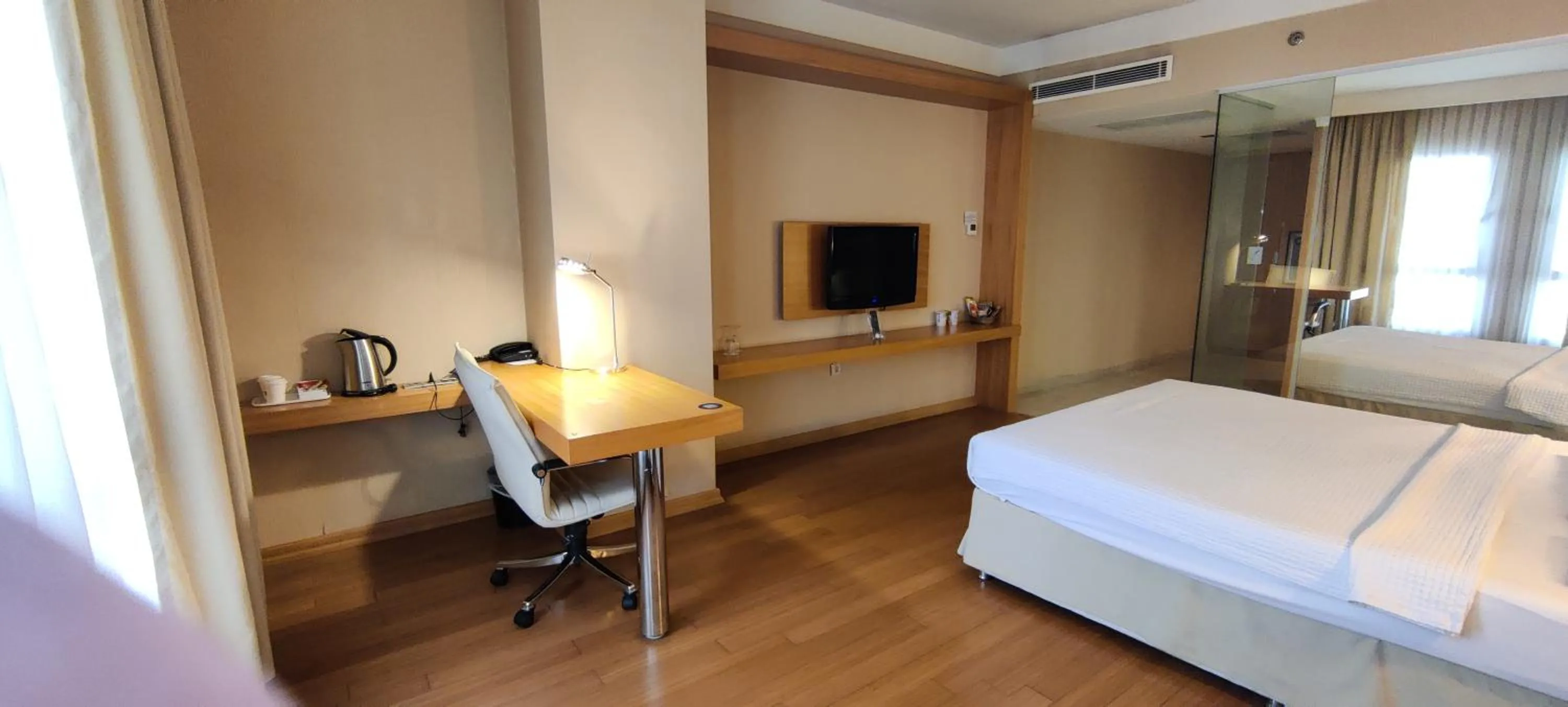 Photo of the whole room, Bed in Anemon Grand Malatya Otel