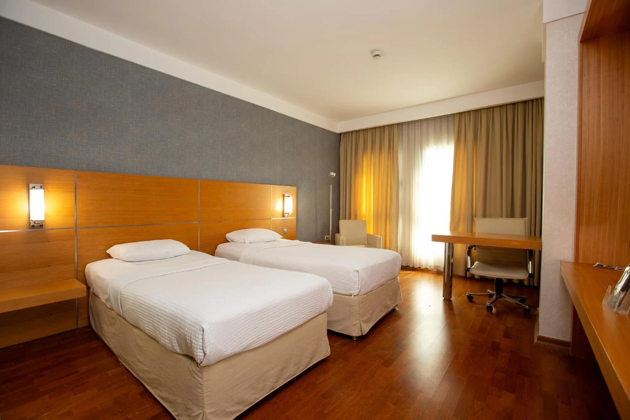 Bedroom, Bed in Anemon Grand Malatya Otel
