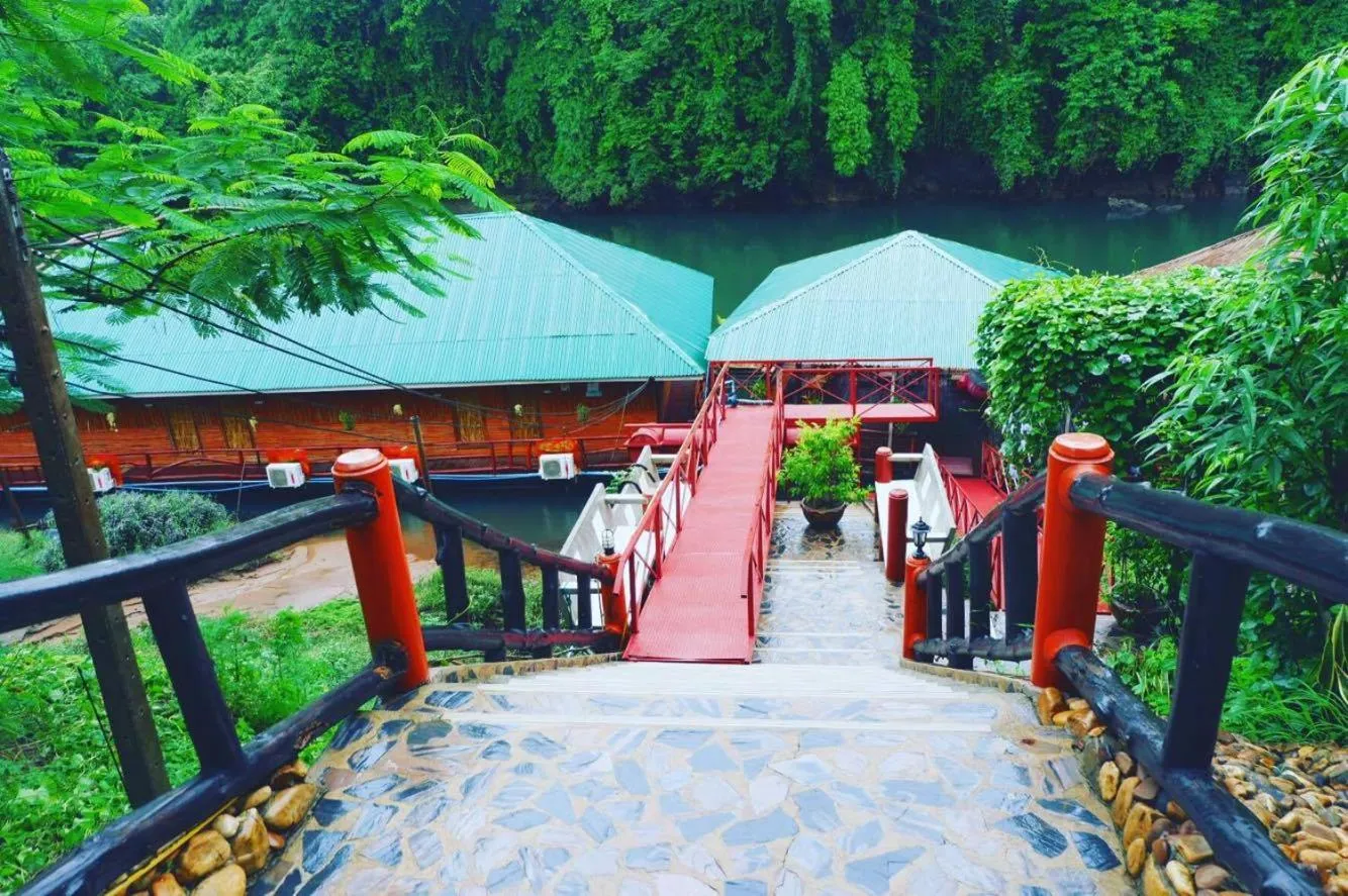Facade/entrance in Mek Kiri Riverkwai Resort SHA