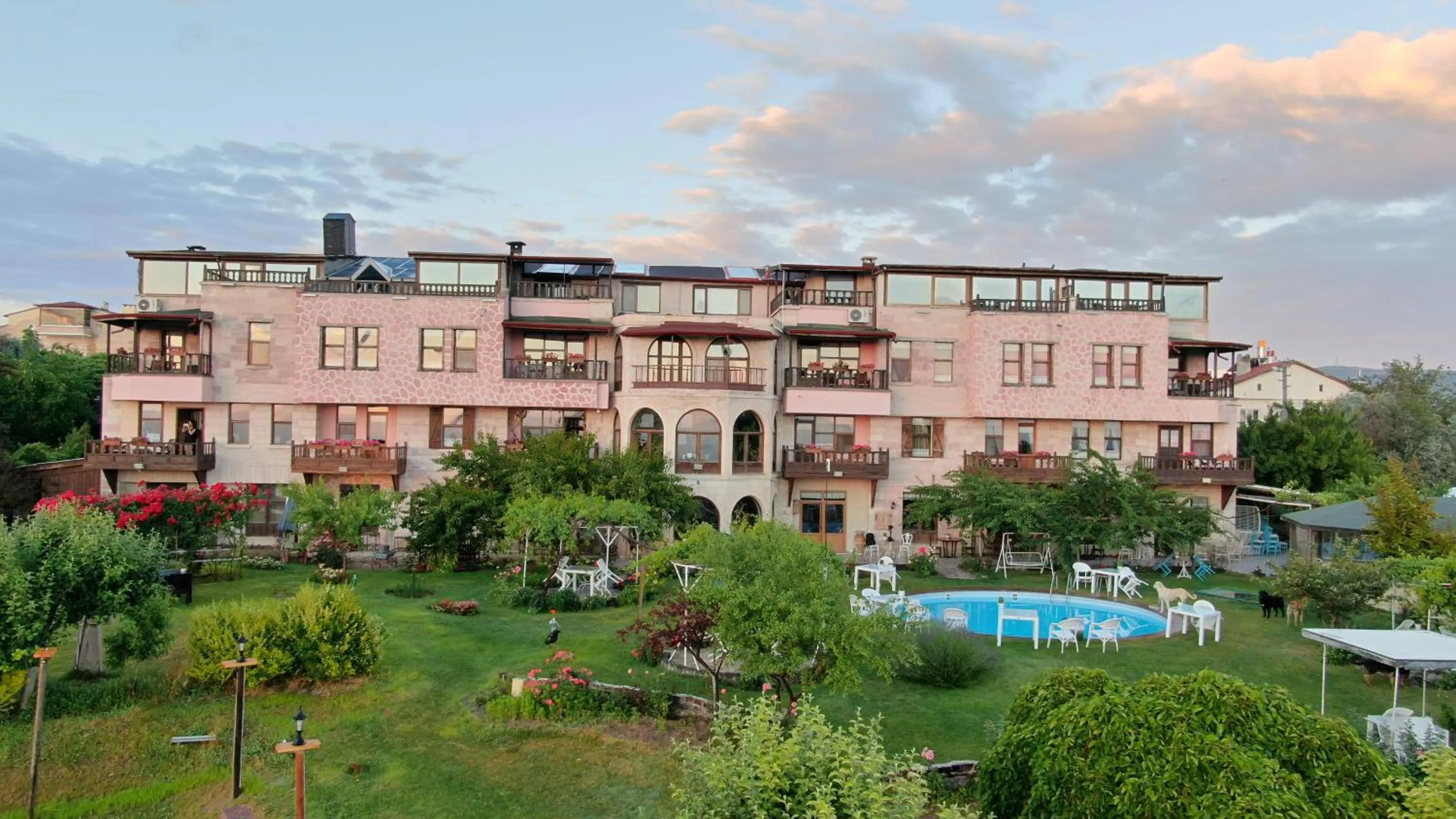 Garden in Karlık Evi Hotel - Special Category