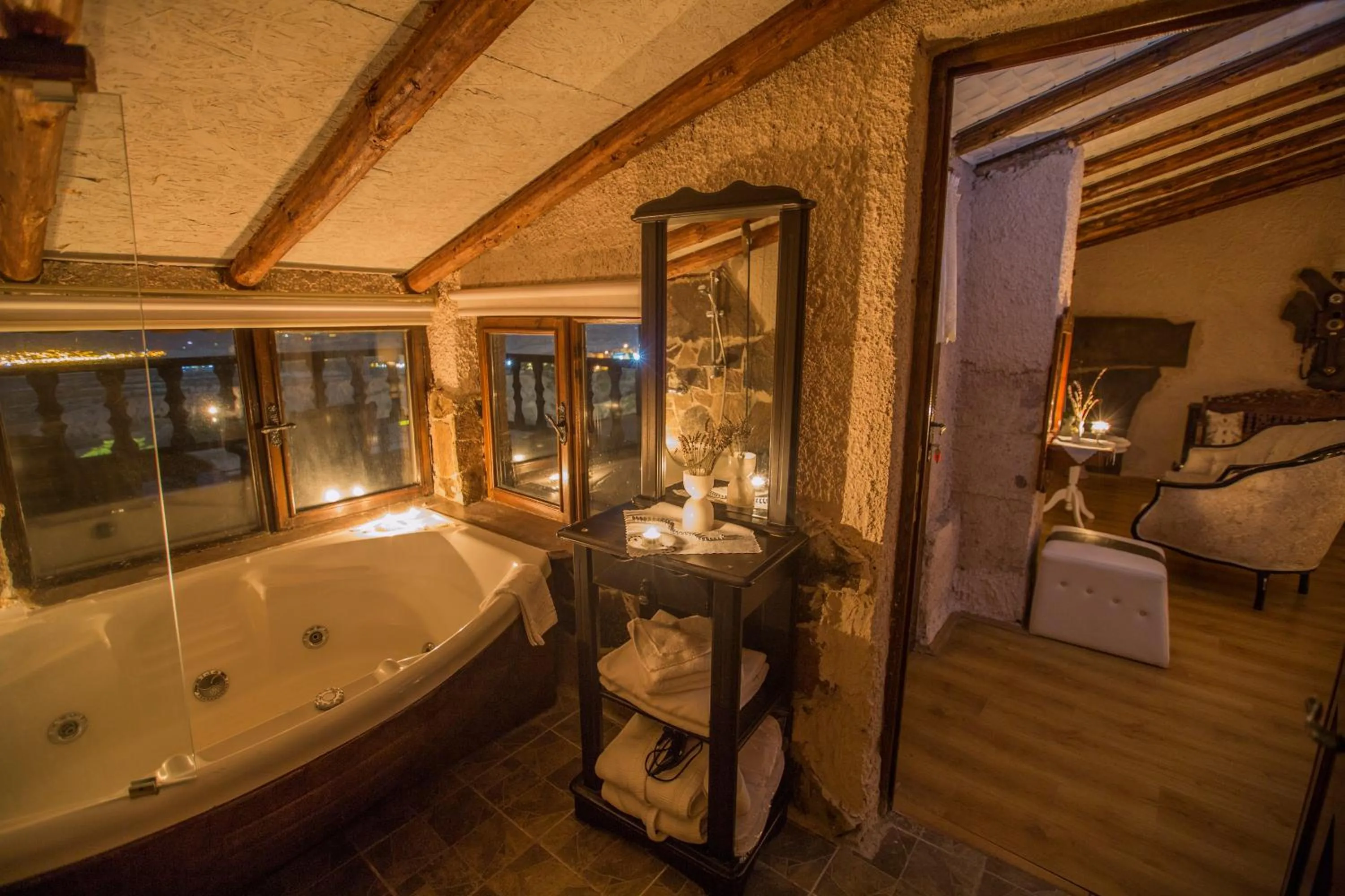 Bathroom, Bed in Karlık Evi Hotel - Special Category