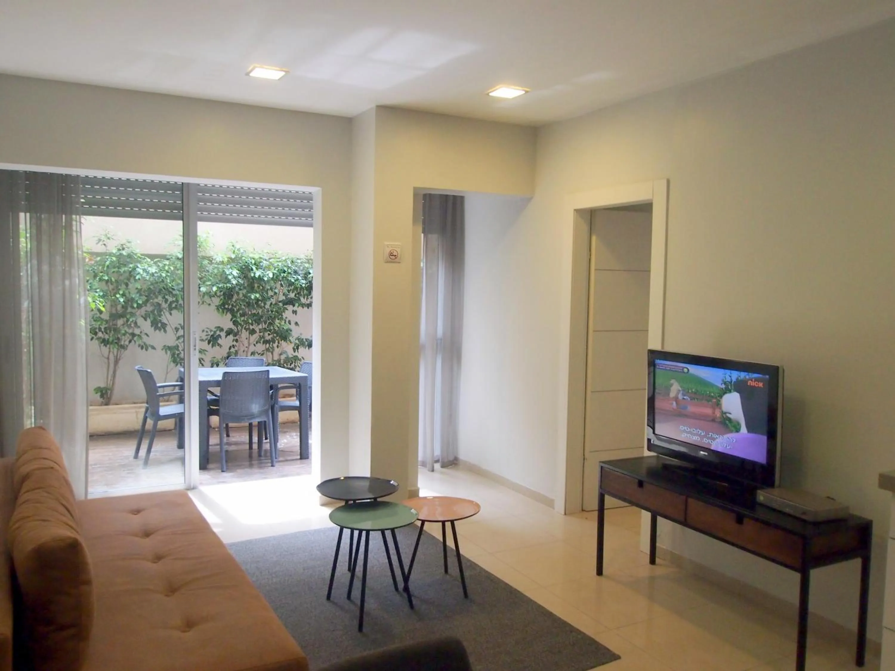 Living room in Sea Land Suites