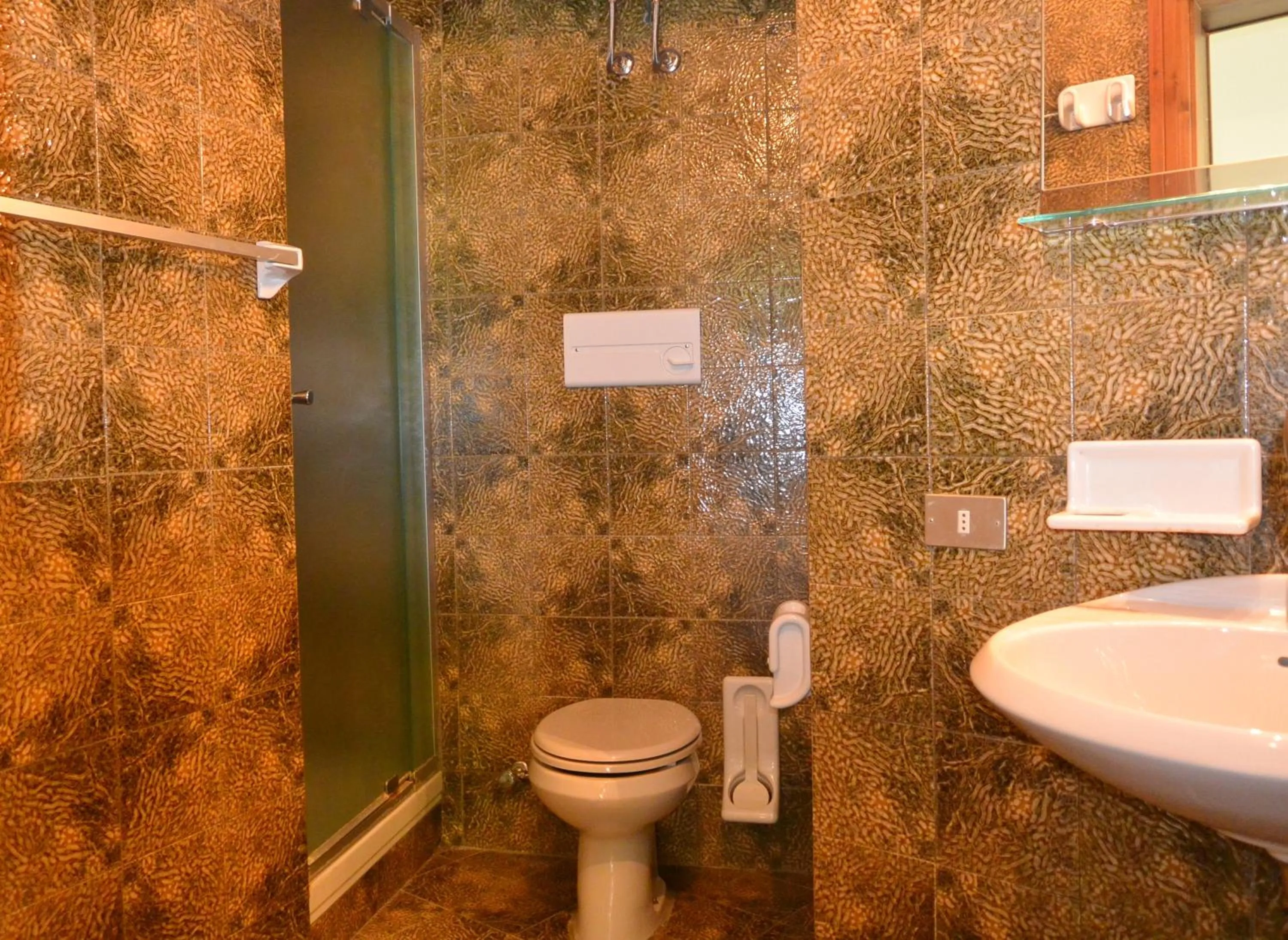 Bathroom in Appartamenti La Maison de Vacances