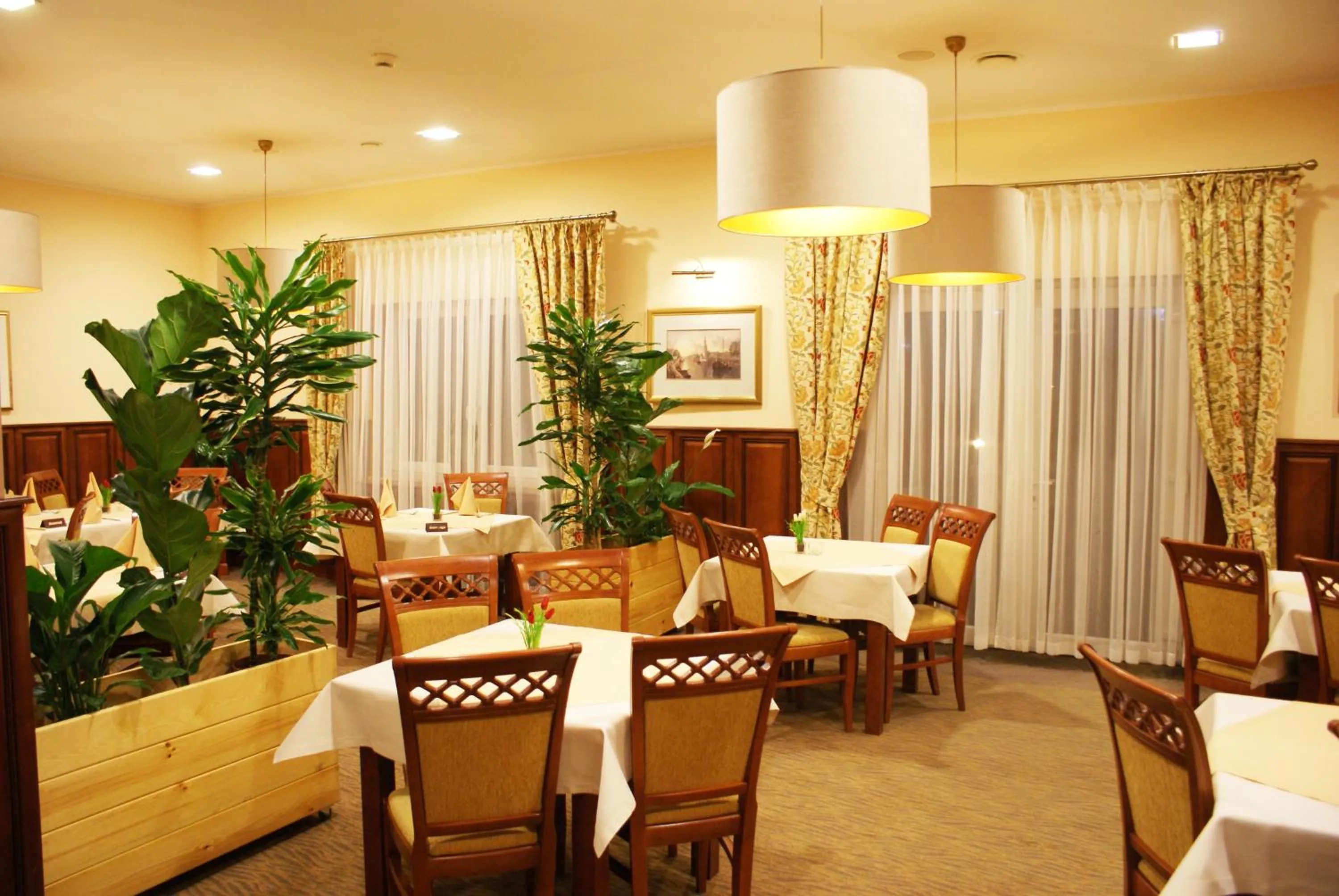 Restaurant/places to eat in Hotel Wilga by Katowice Airport