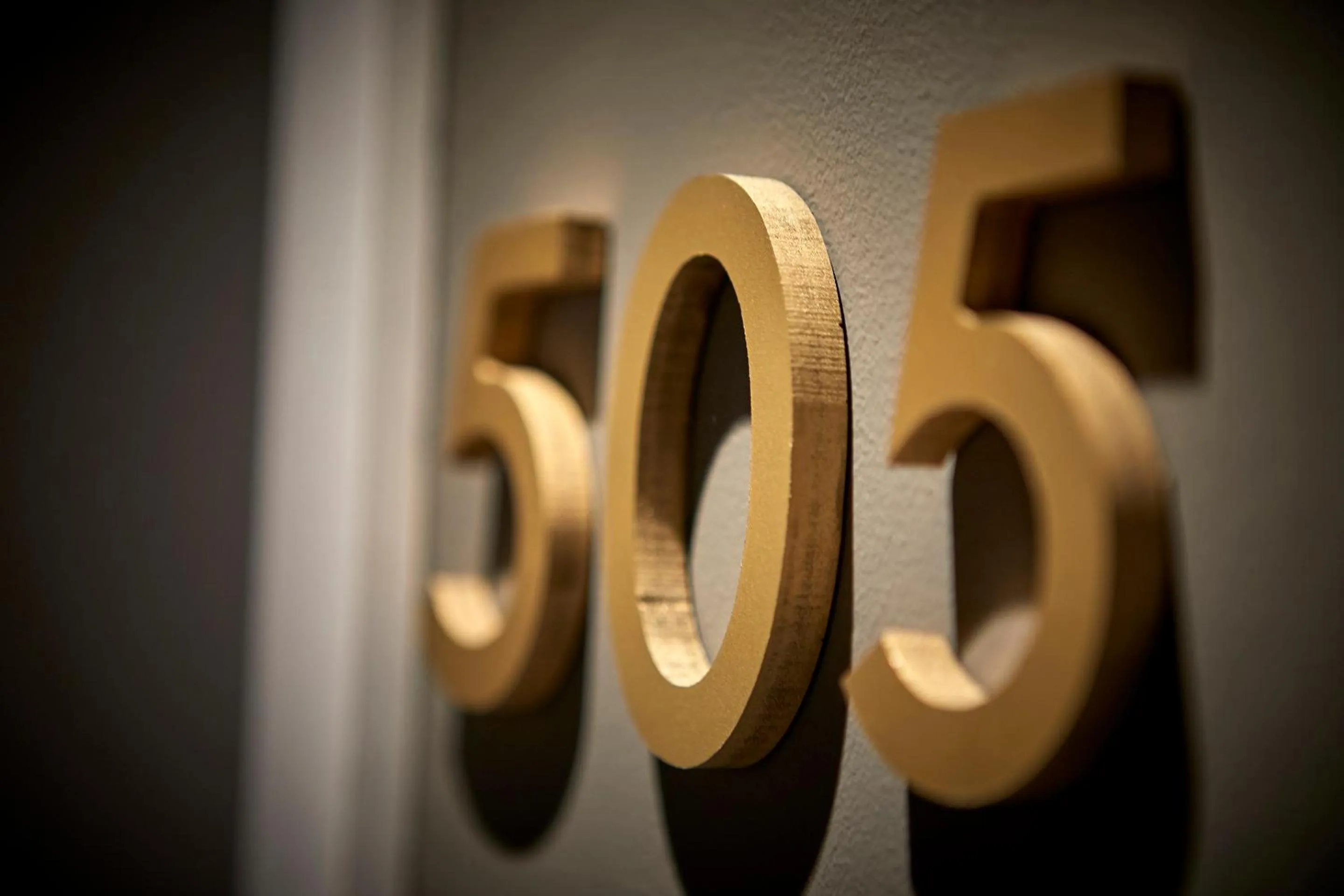 Property logo or sign in L&H La Latina Selection