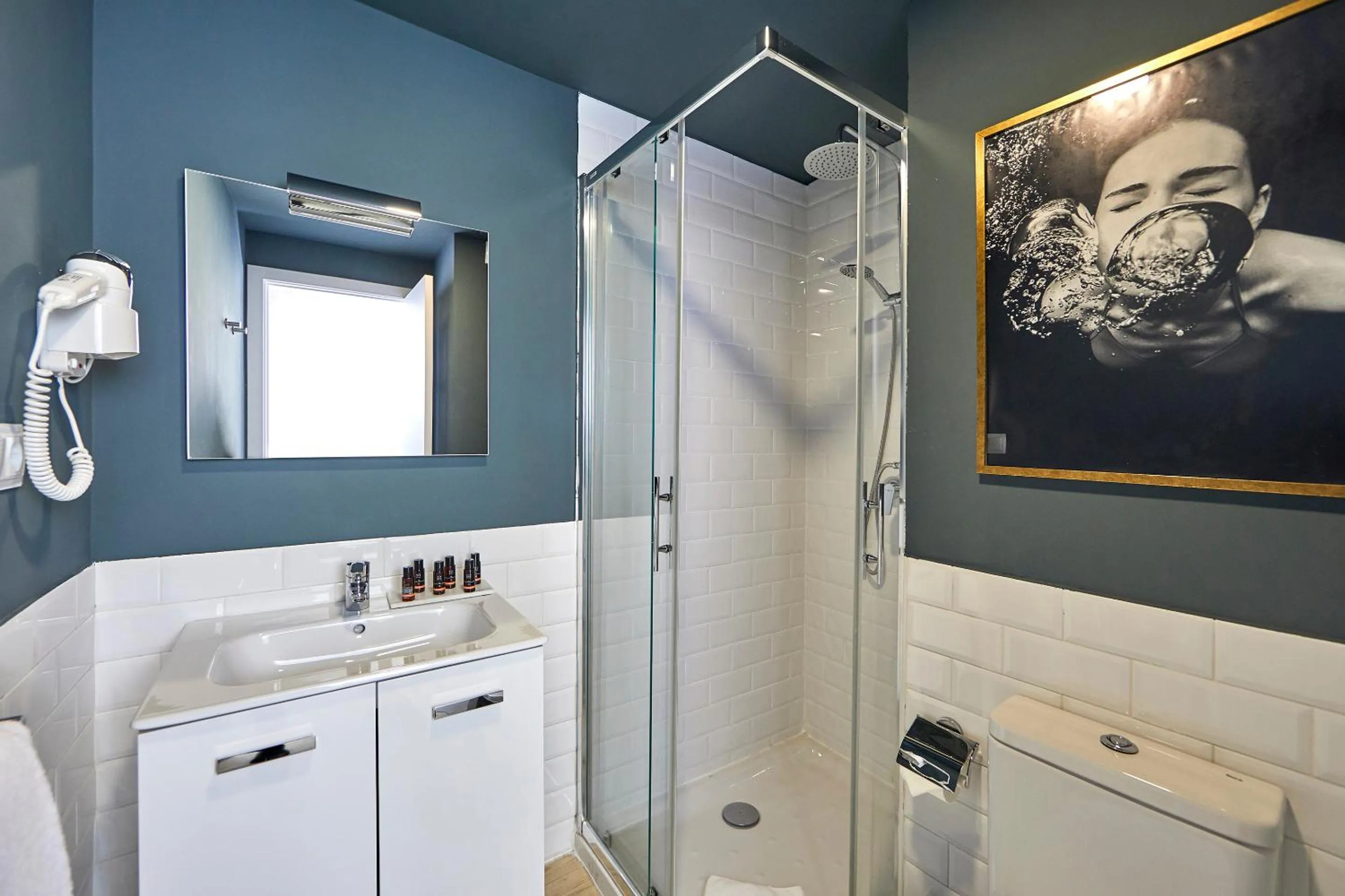 Shower in L&H La Latina Selection