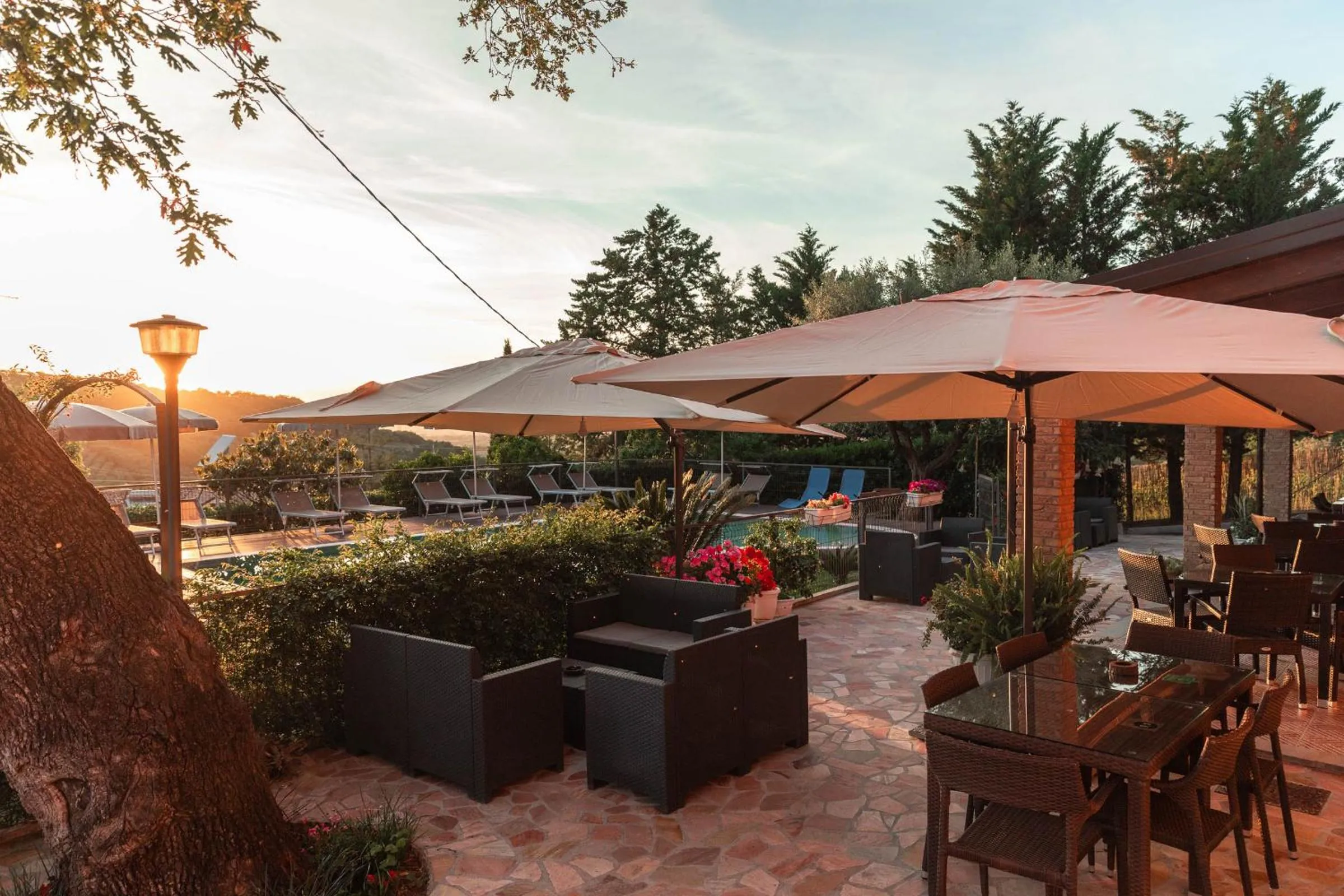 Restaurant/places to eat in B&B La Mortella