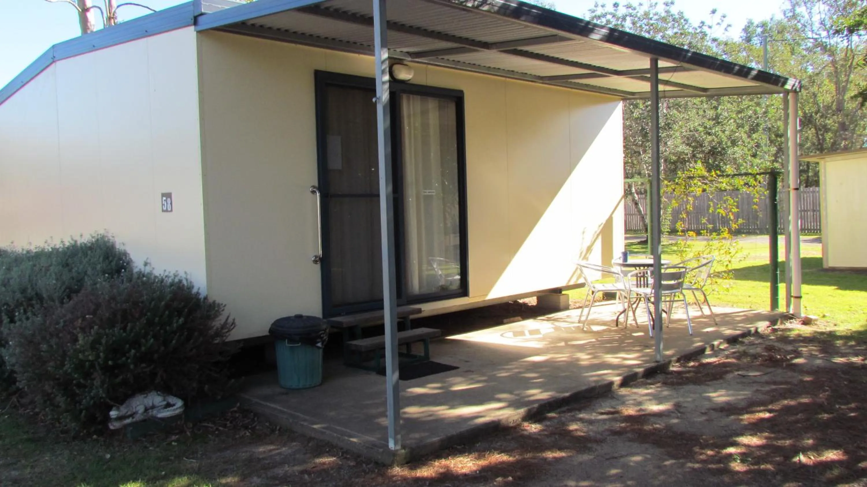 Facade/entrance in Homestead Caravan Park