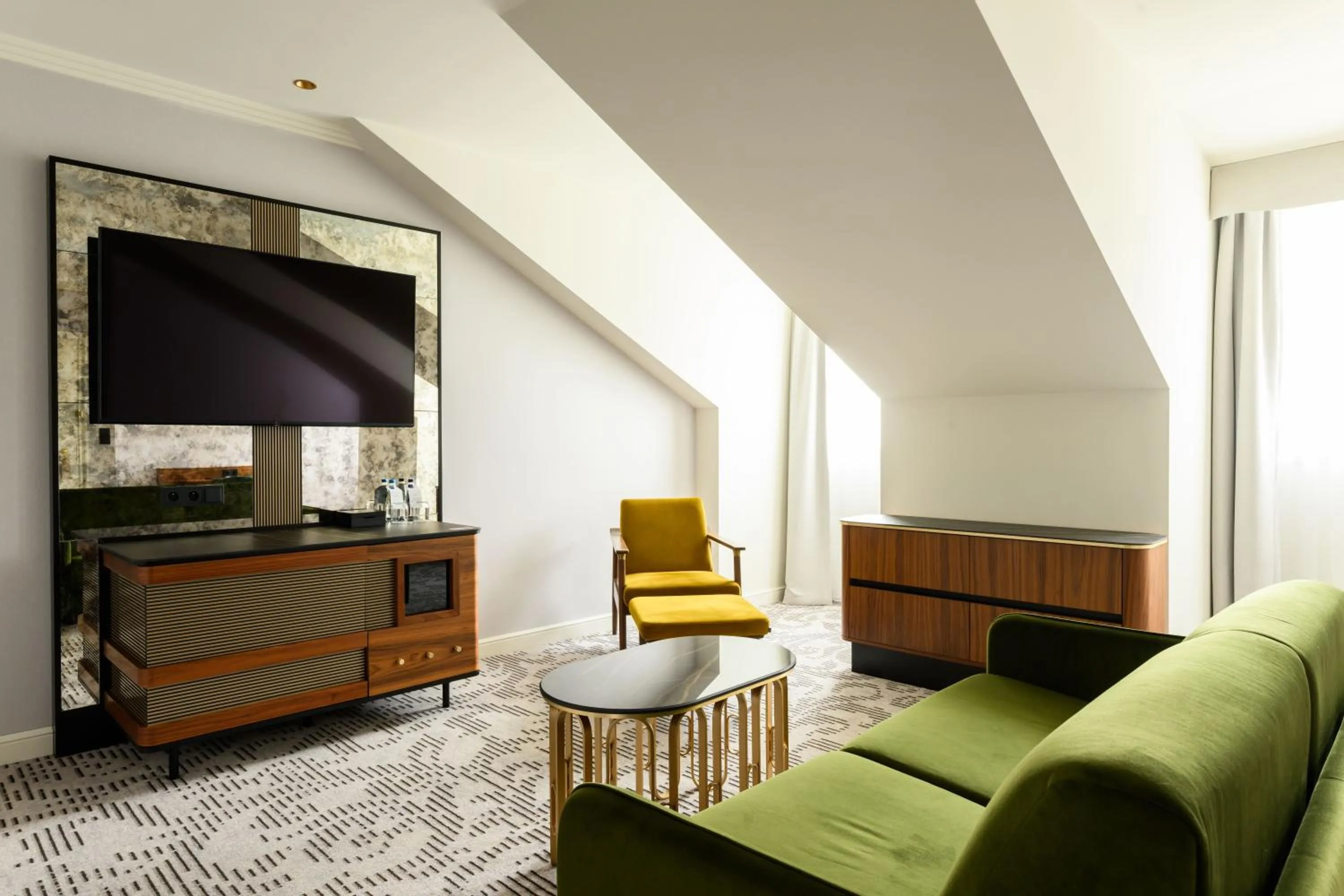 Living room in Hotel Saski Krakow Curio Collection by Hilton