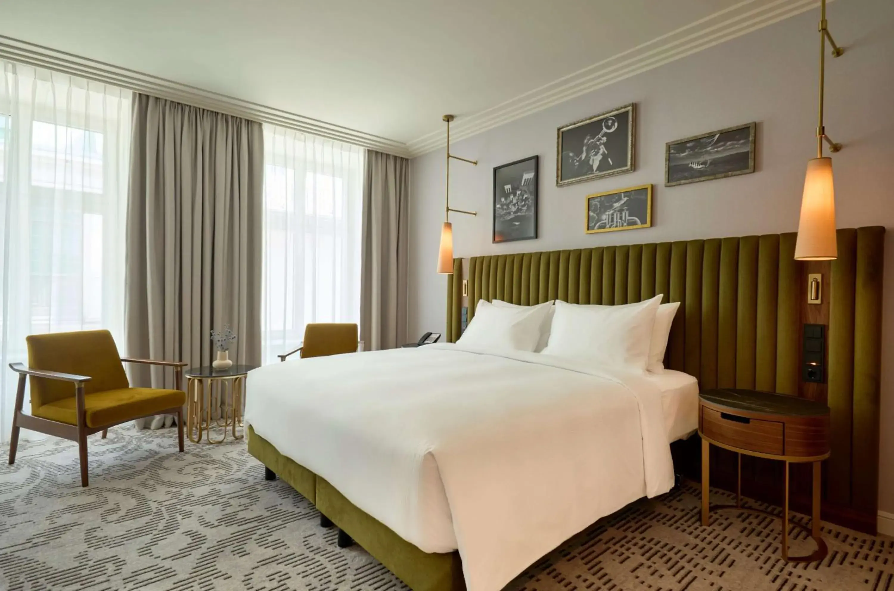 King Room - Old Town in Hotel Saski Krakow Curio Collection by Hilton King Room - Old Town in Hotel Saski Krakow Curio Collection by Hilton