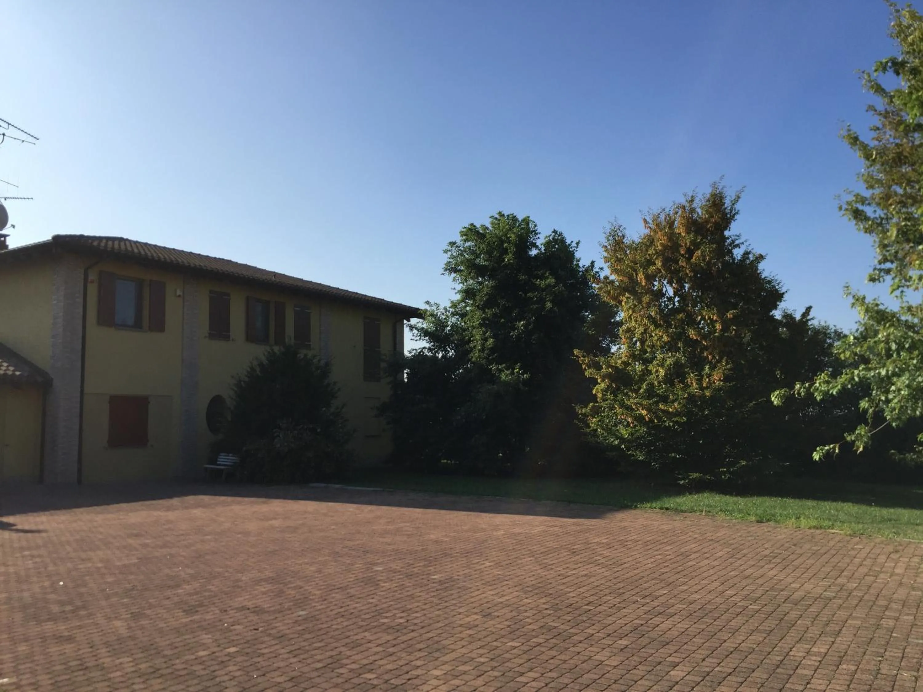 Garden view in B&B Oasi