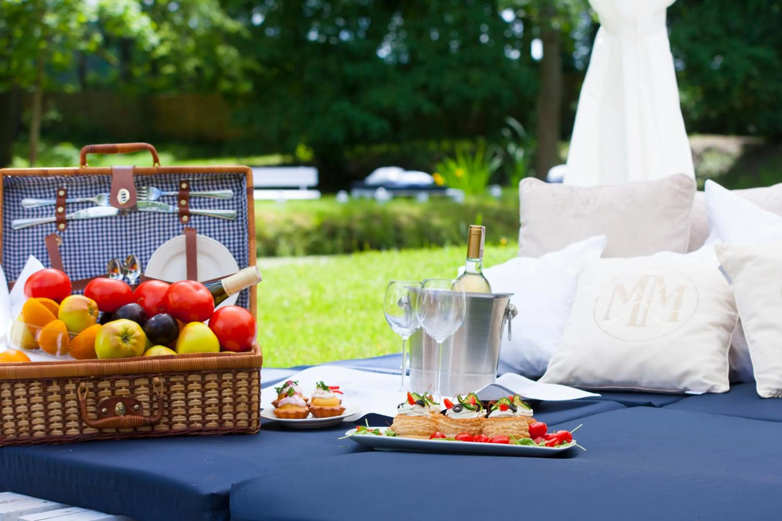 Restaurant/places to eat in Dwór Kaliszki