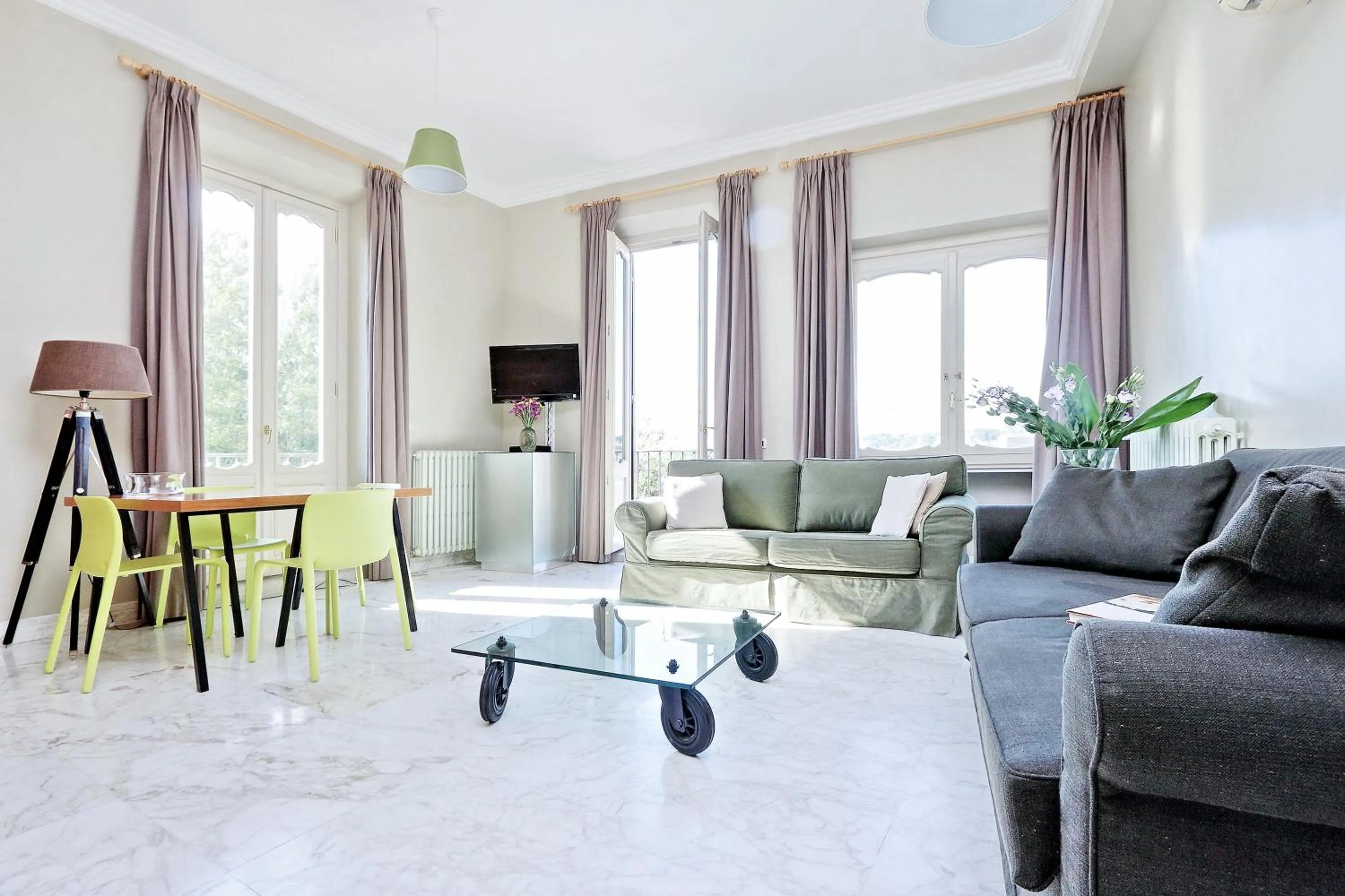 Dining area in Fontana Più Stella