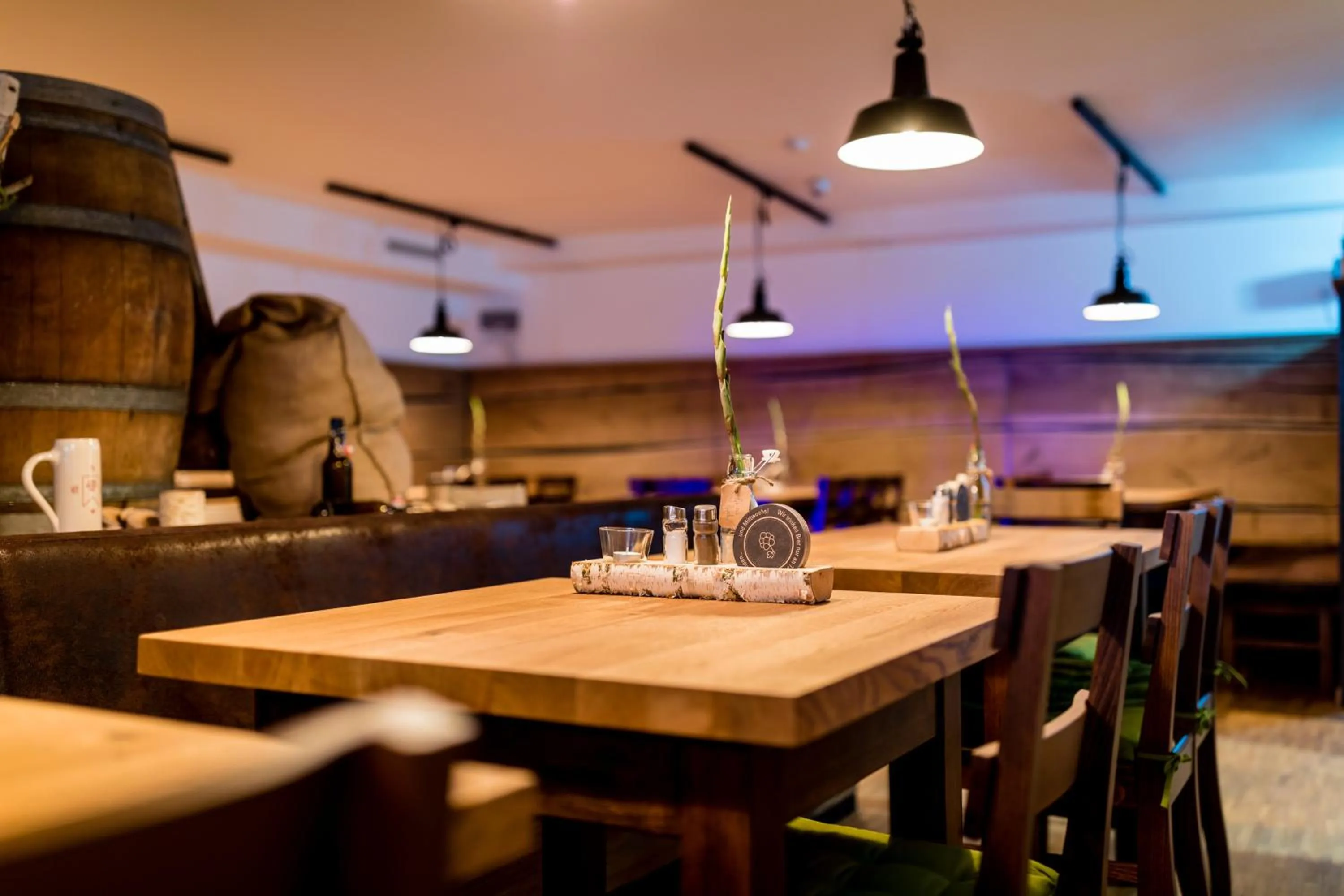 Restaurant/places to eat in mk | hotel münchen city