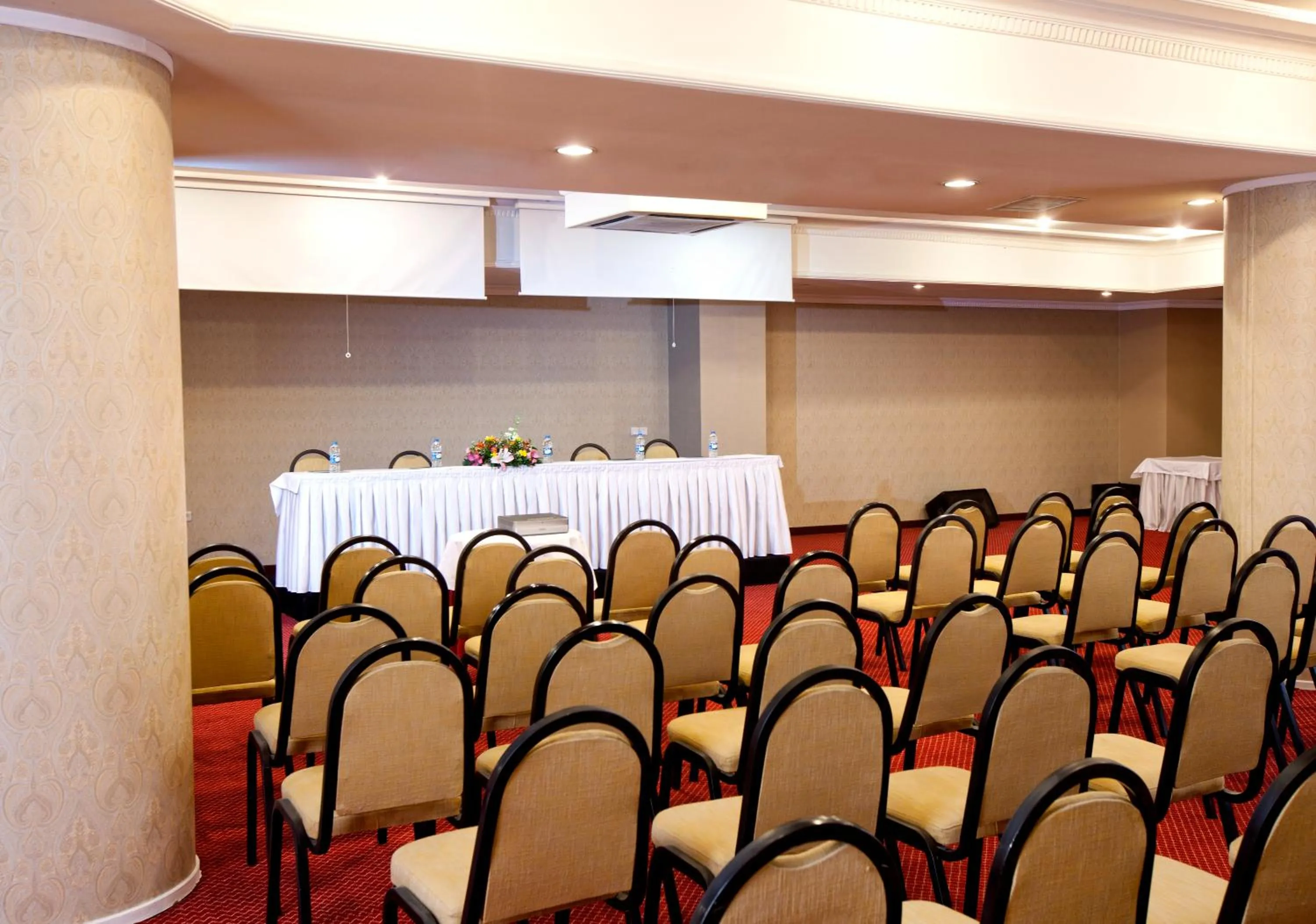 Business facilities in Grand Halic Goldenhorn